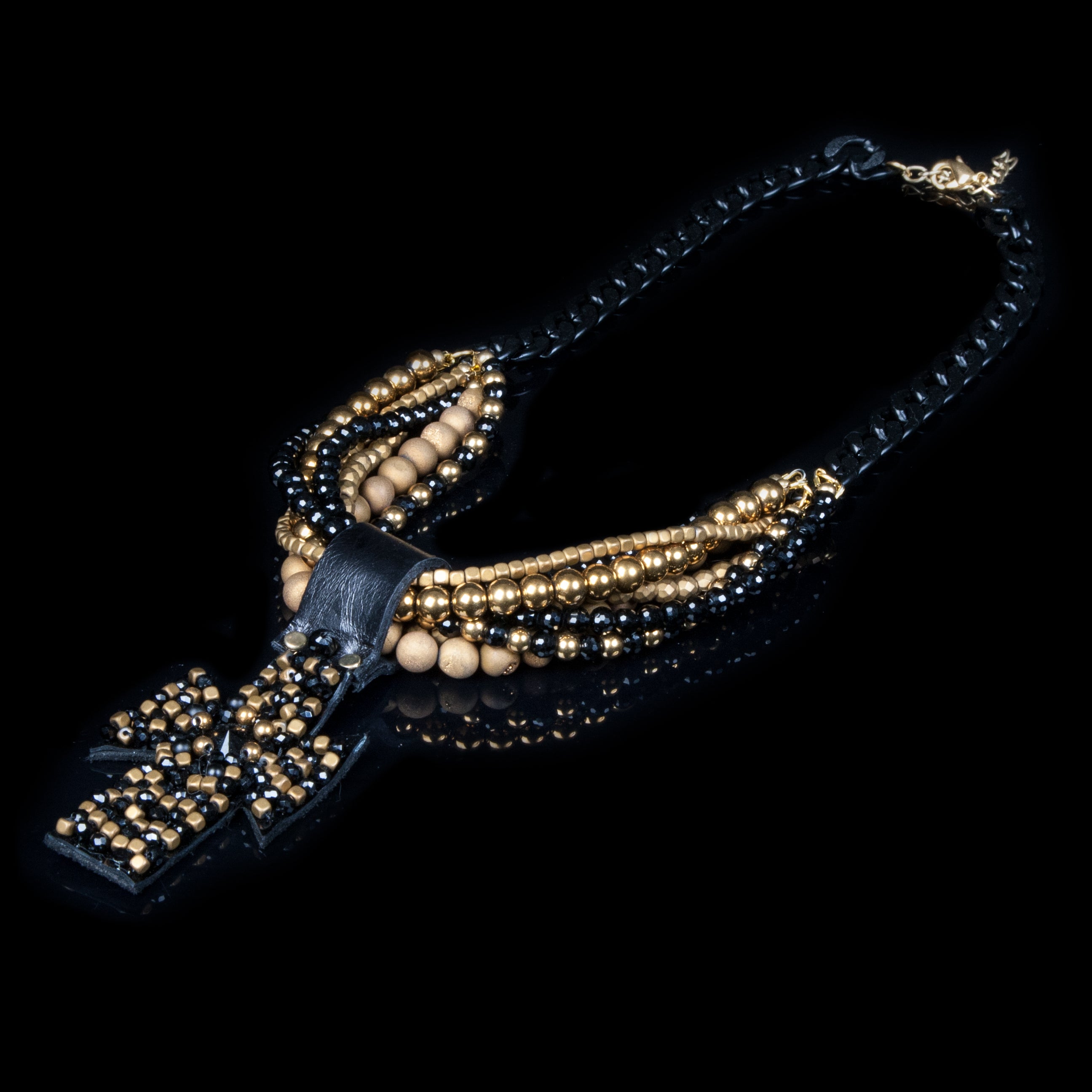 Dark Tones Gem Necklace