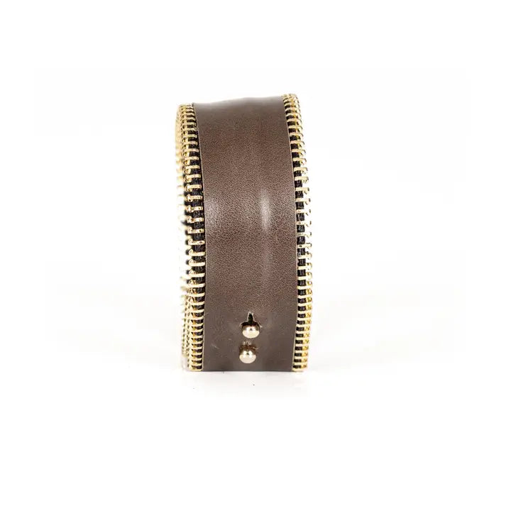 Quiet power. Industrial elegance.
