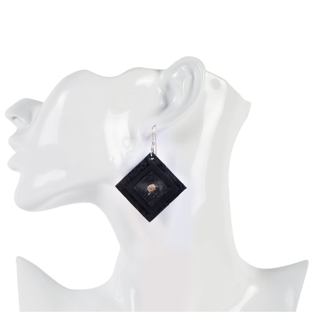 Earrings The loyal desire