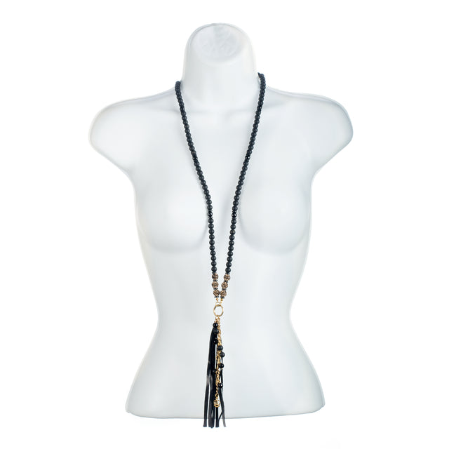 Necklace The diligent scale