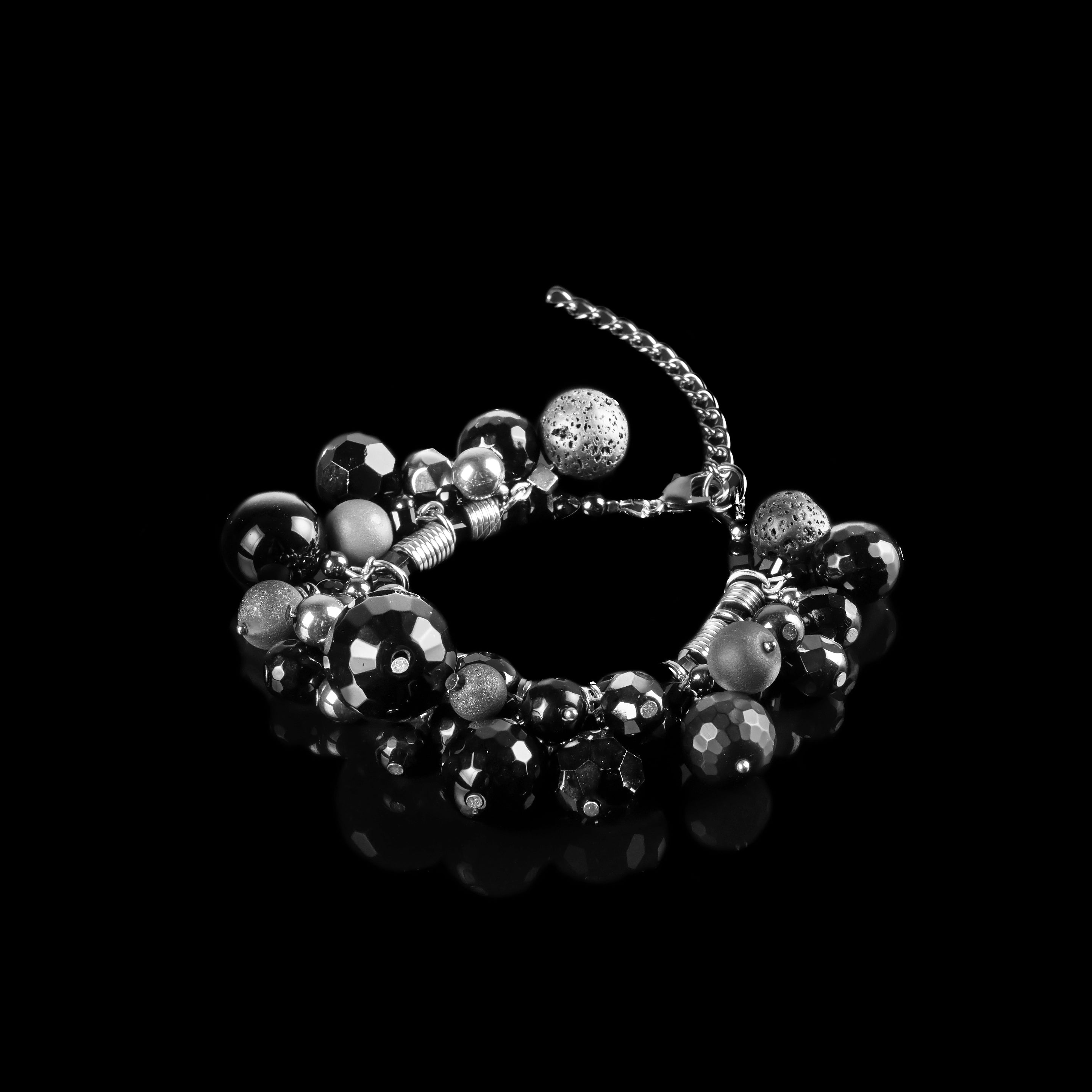 Beads bracelet The precious stone