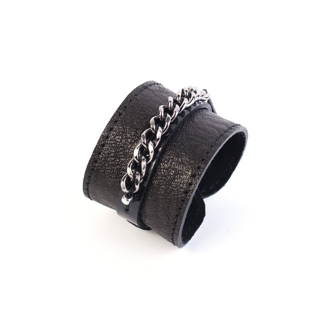 leather bracelet The peace swan