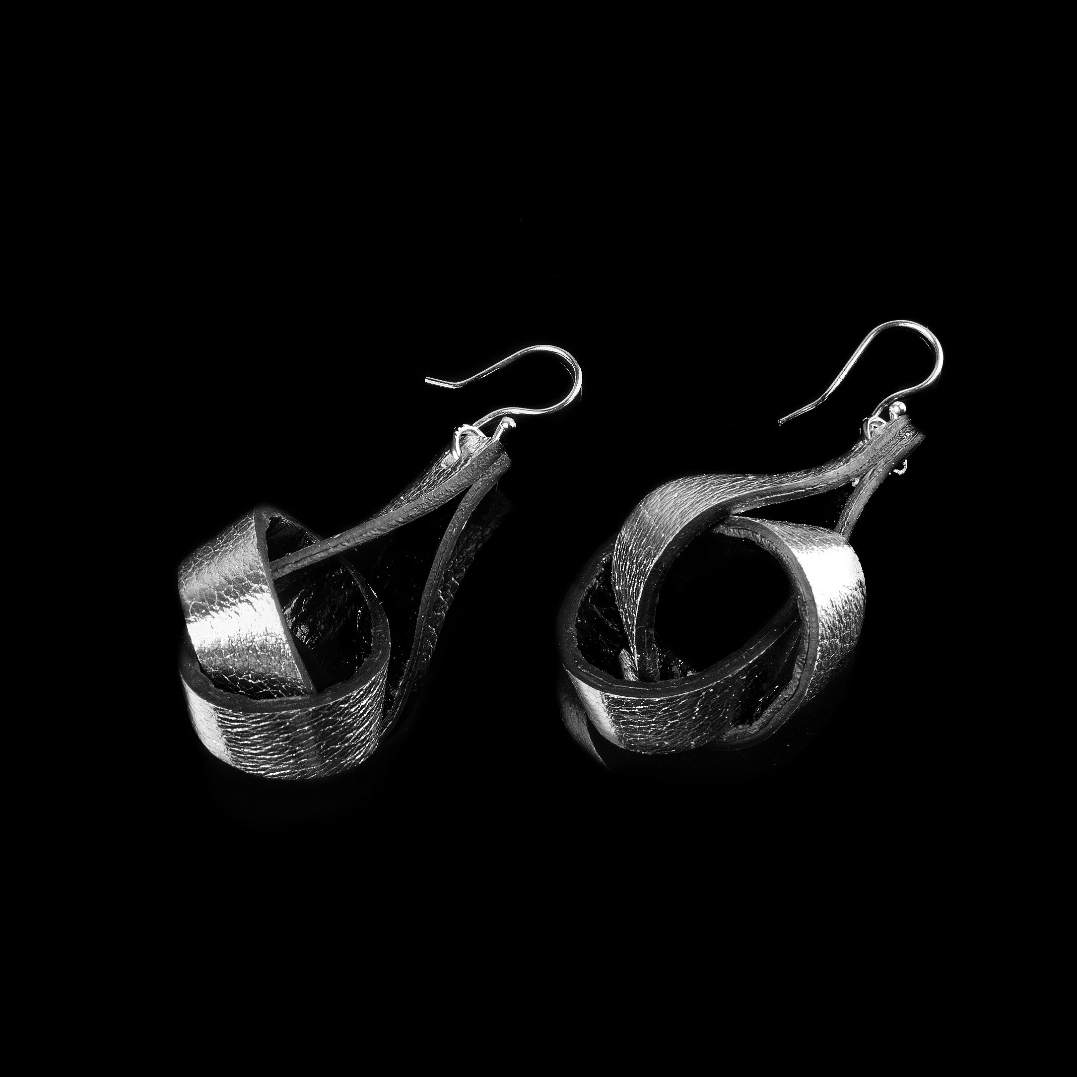 Earrings The amber heart