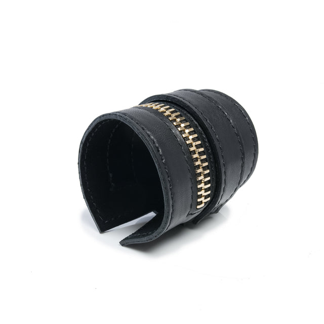 leather bracelet The elegant tear