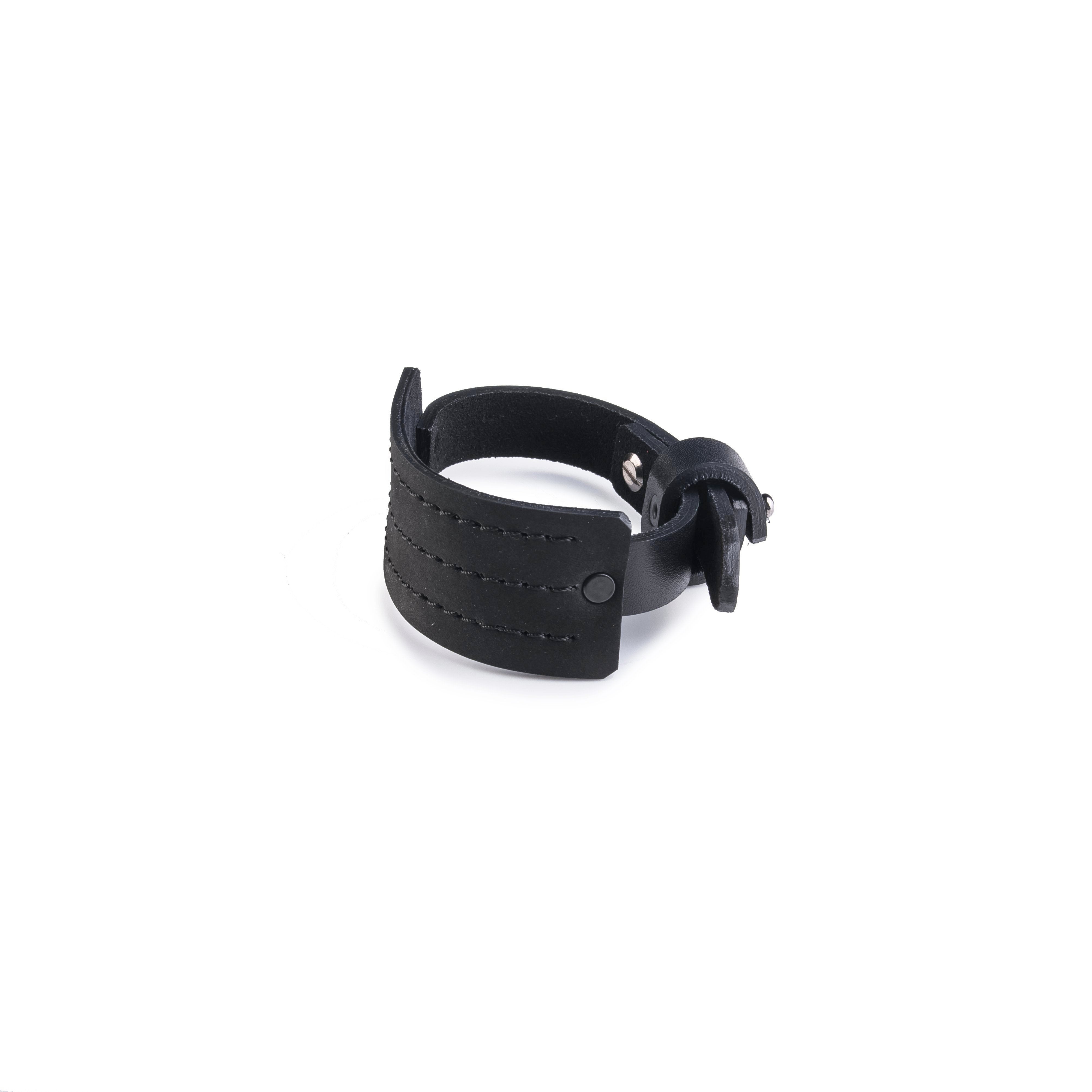 leather The Arctic Mark