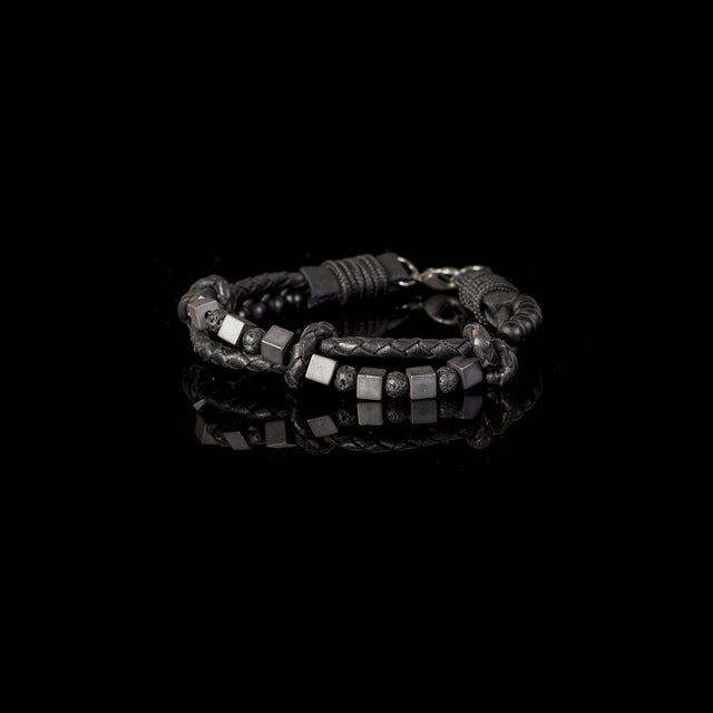 The Sapphire Heart - THE DARK
