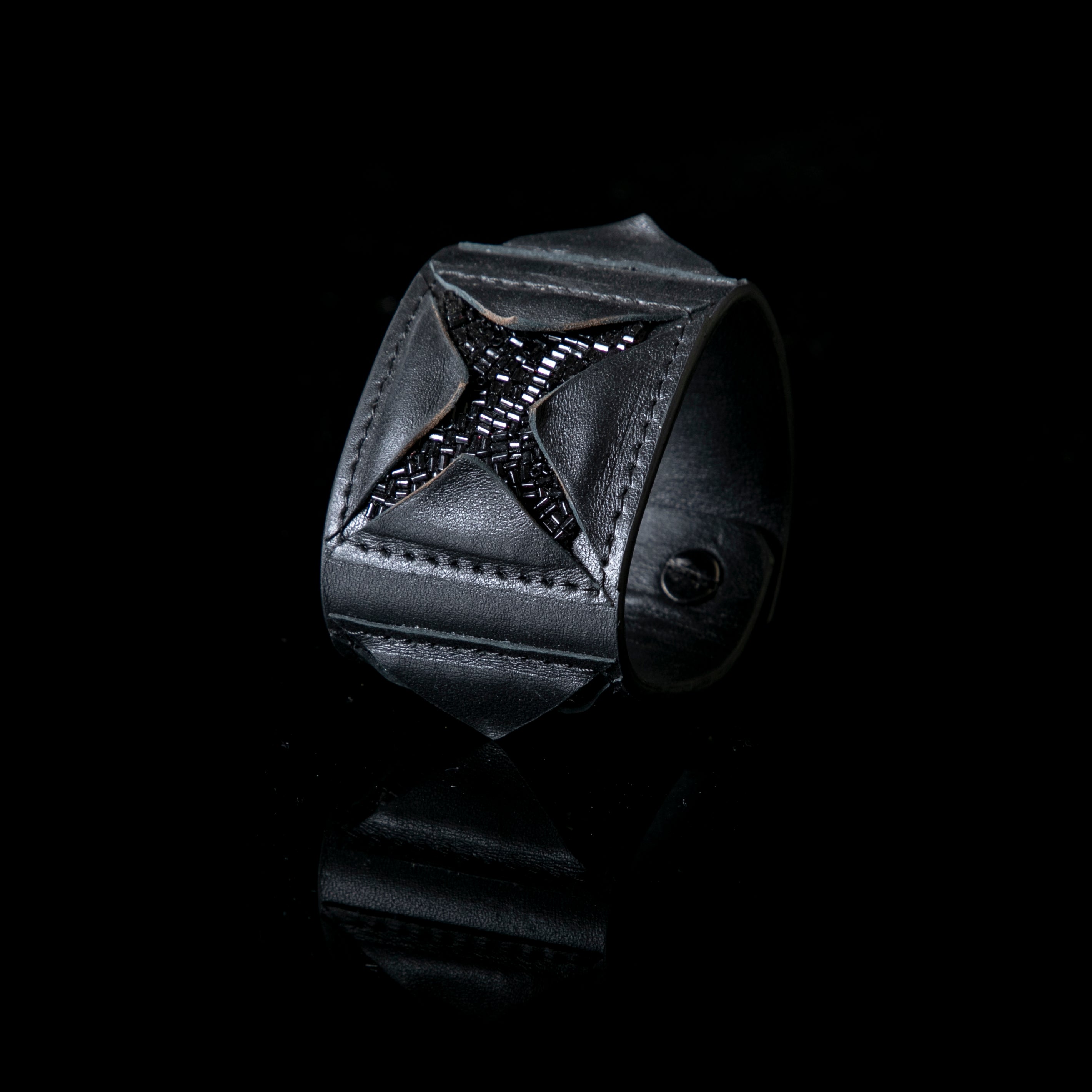 Leather bracelet new The Majestic Bauble