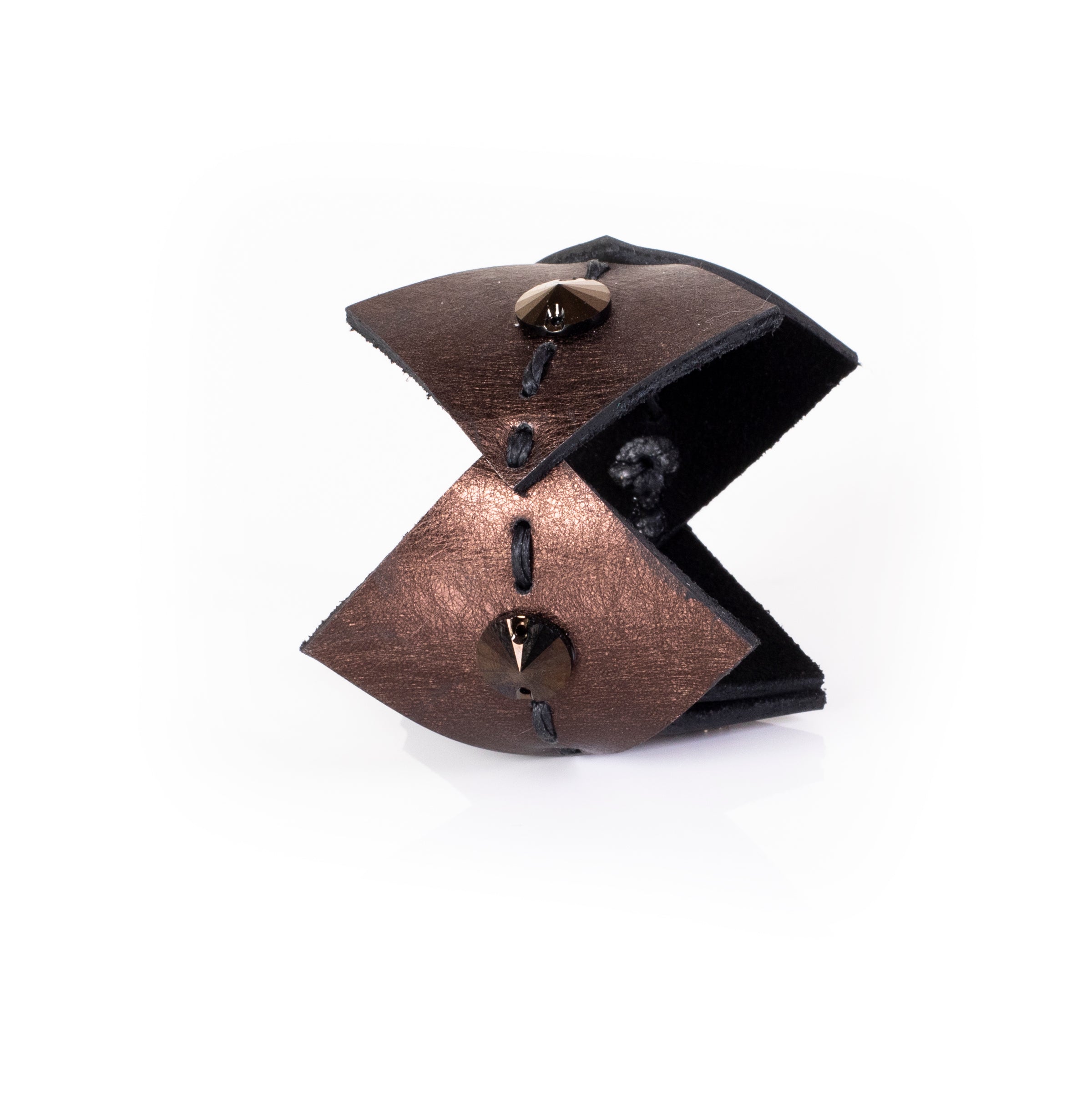 The Feline Fan - THE DARK