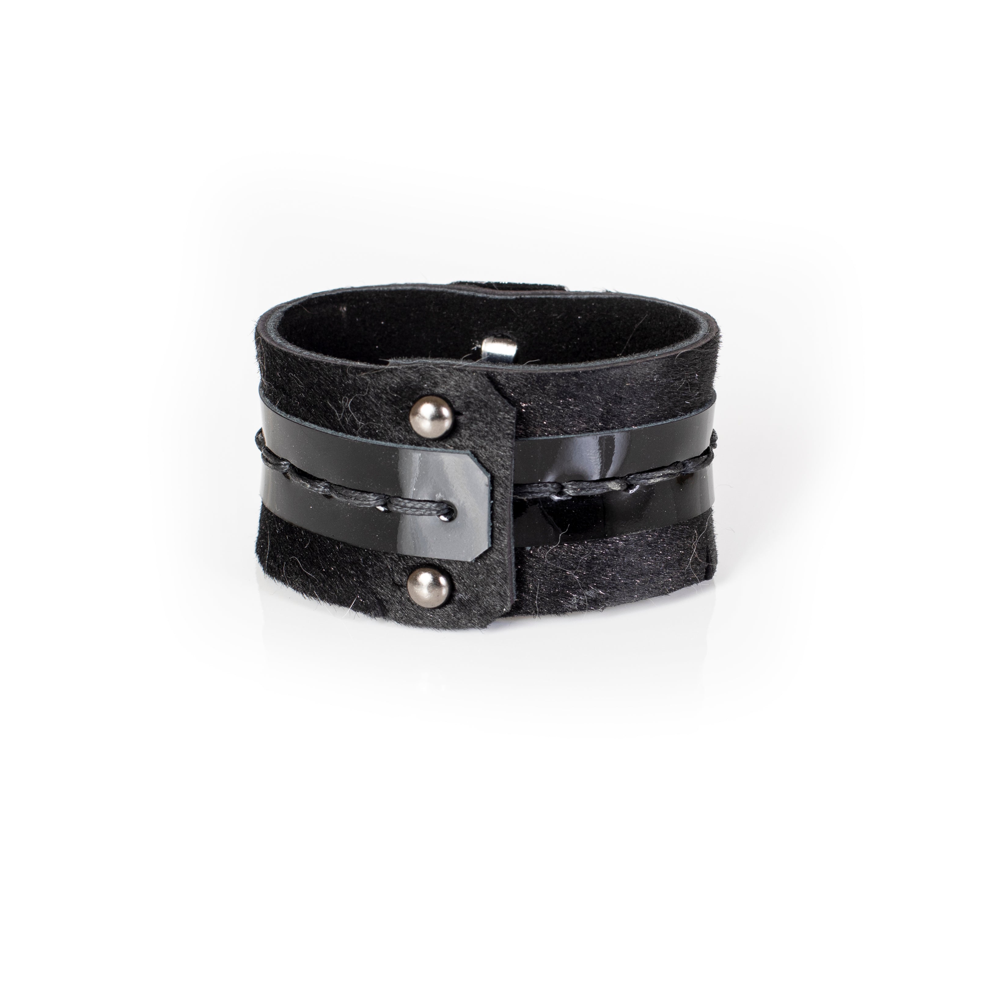 The Gracious Mark - THE DARK