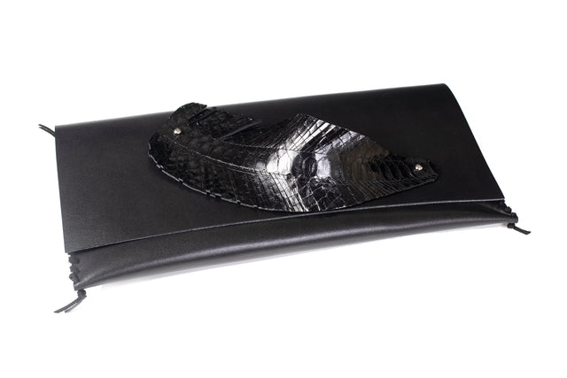 Bags The Loyal Clutch