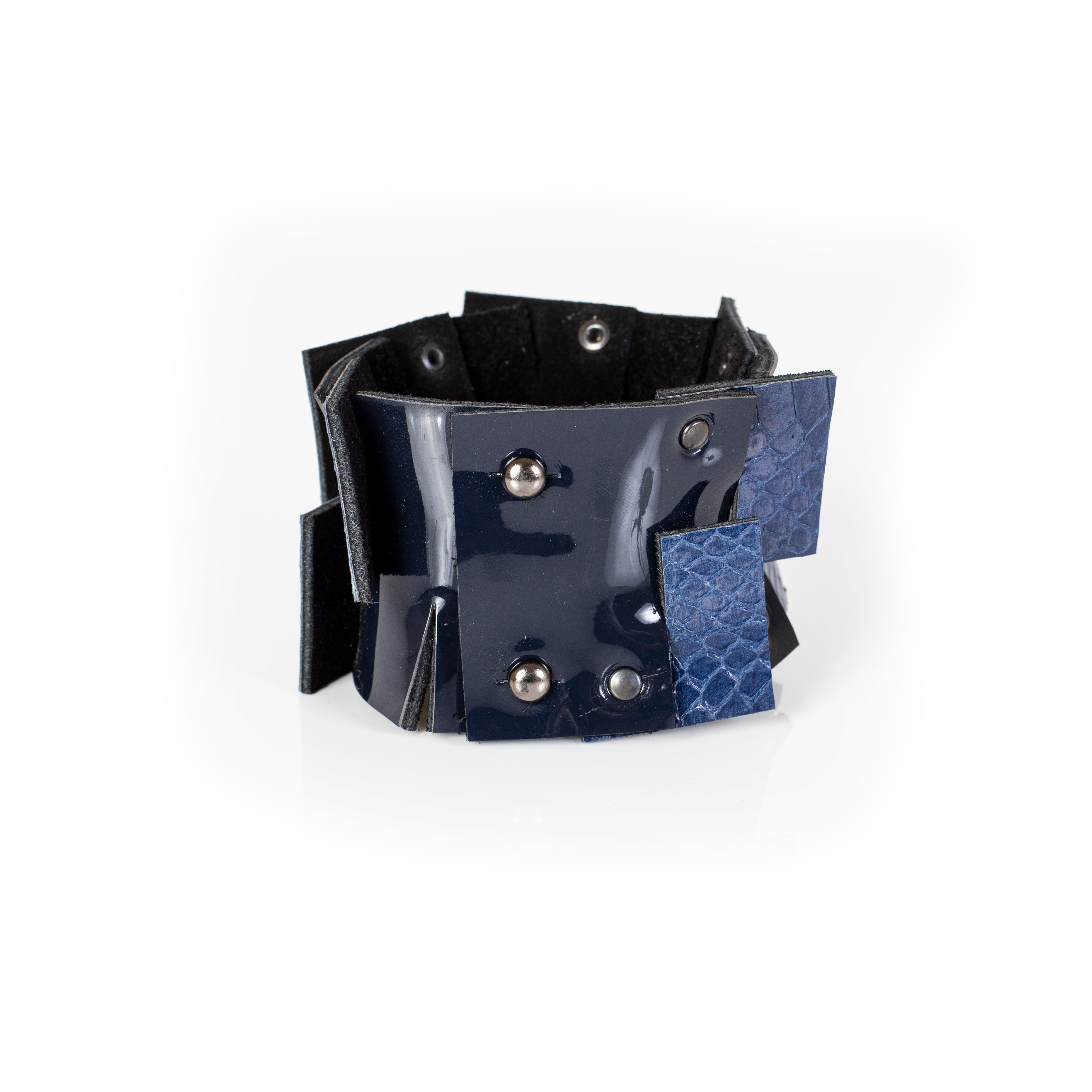 The Amber Mark - THE DARK