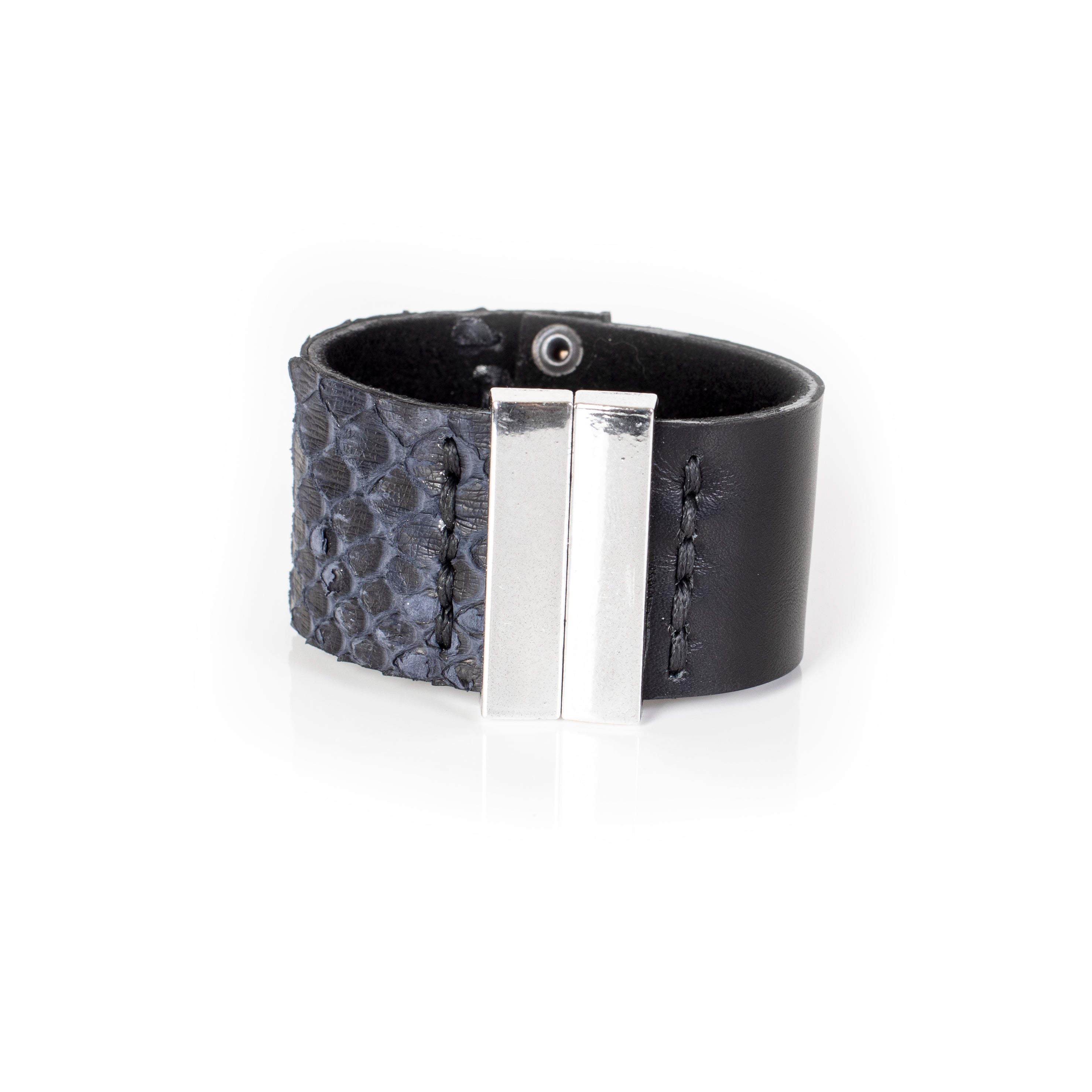 The Unmounted Hope - THE DARK