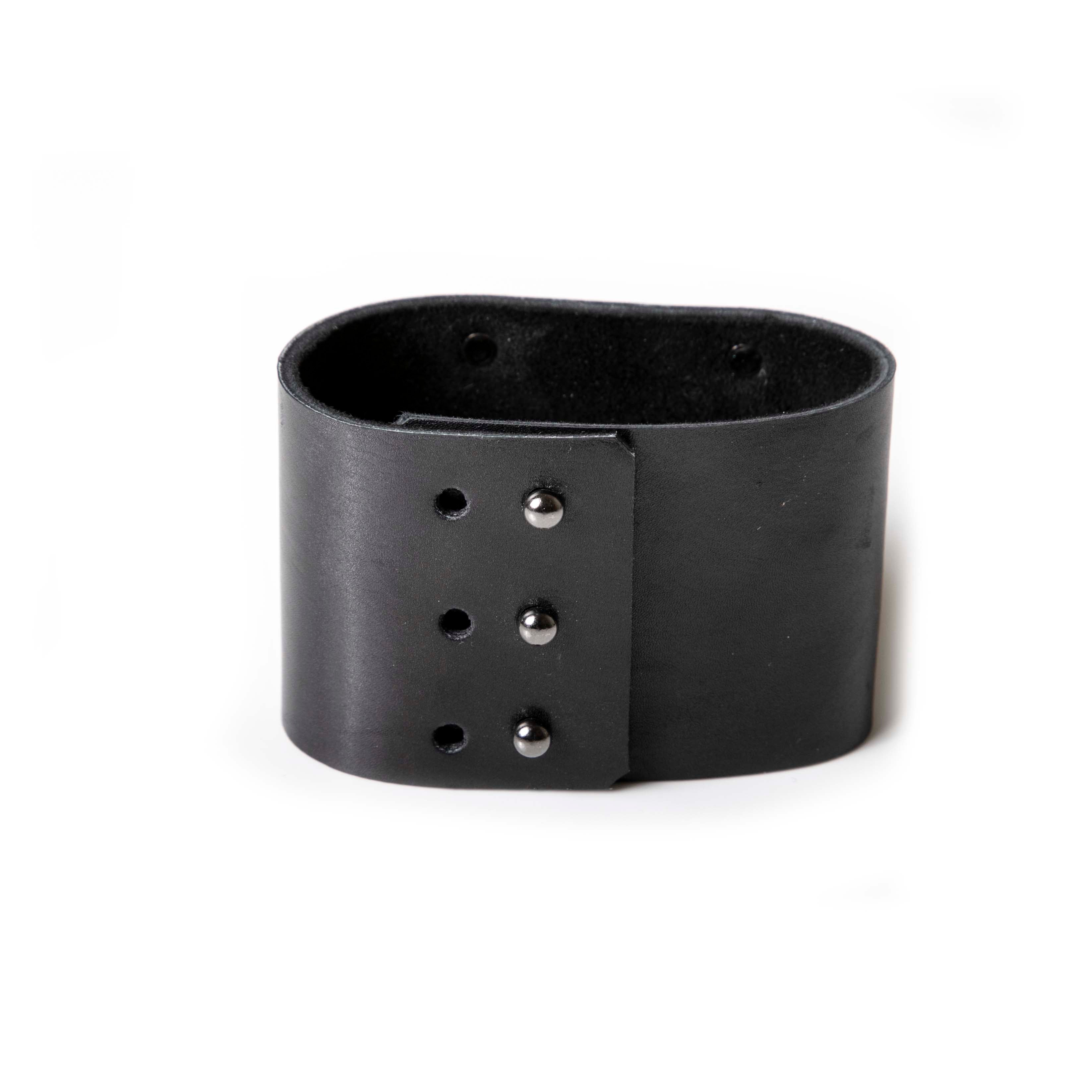 Leather bracelet new The Luminous Force