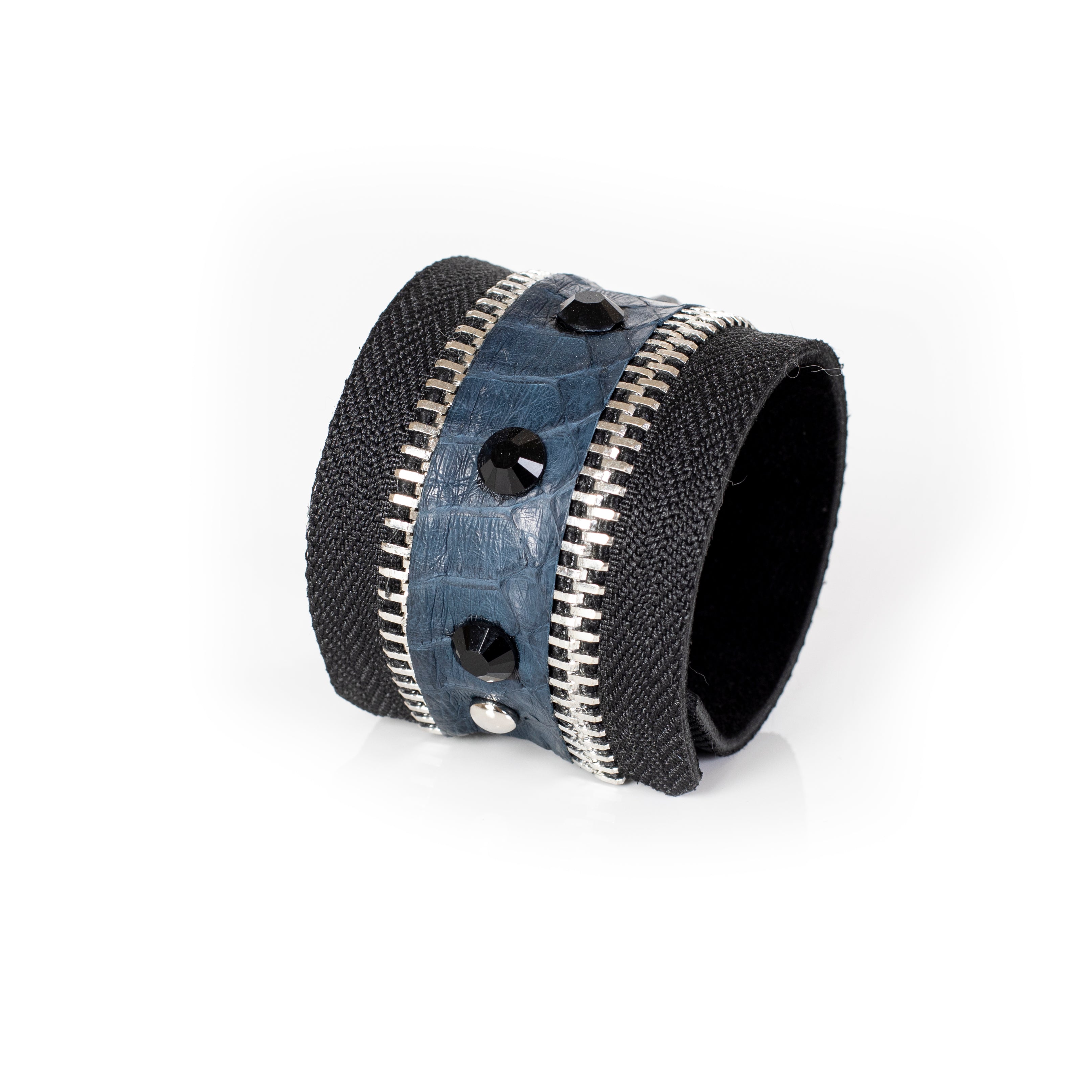 The Violet Lure - THE DARK