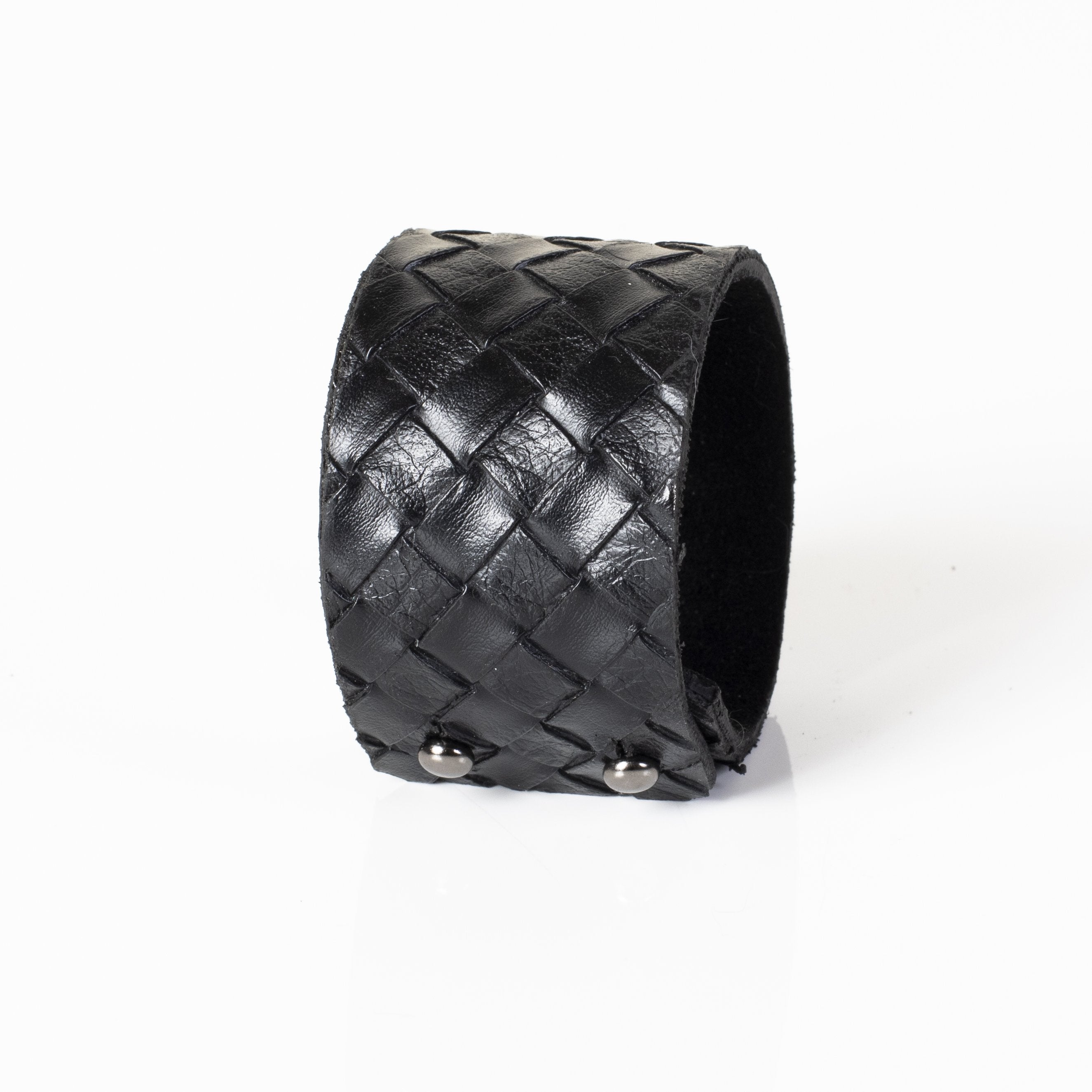 The Handsome Scale - THE DARK