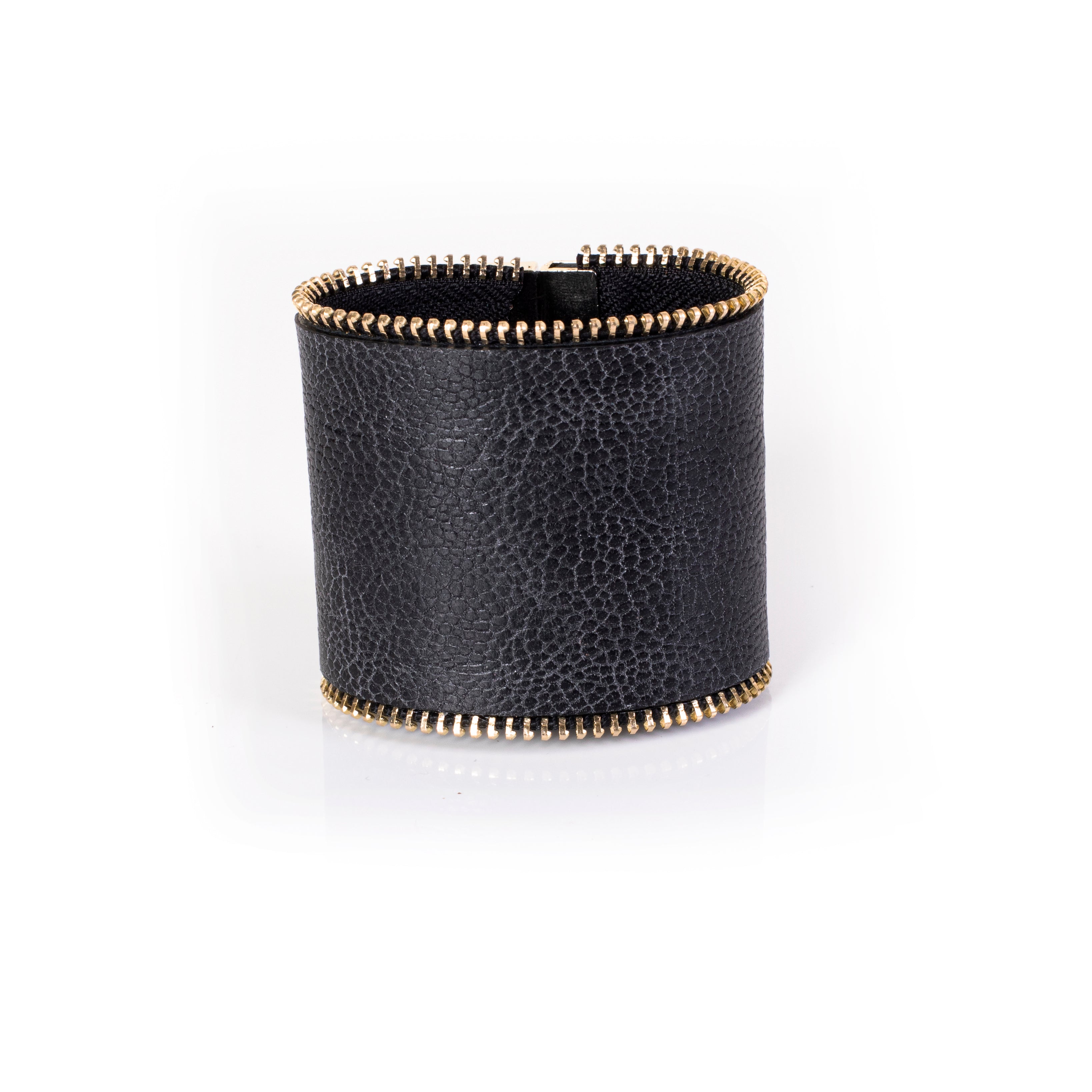 The Infinite Trinket - THE DARK