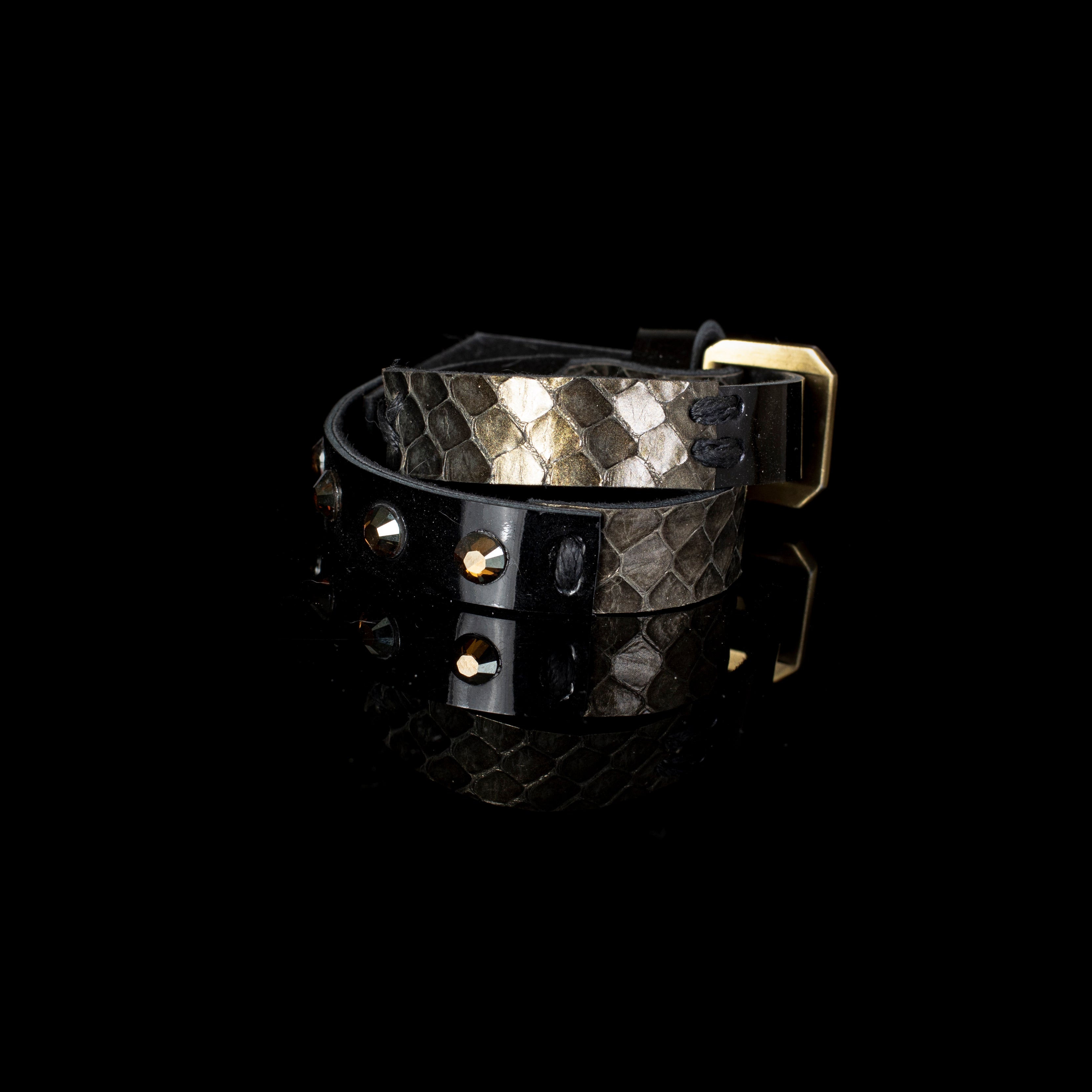 The Agate Passion - THE DARK