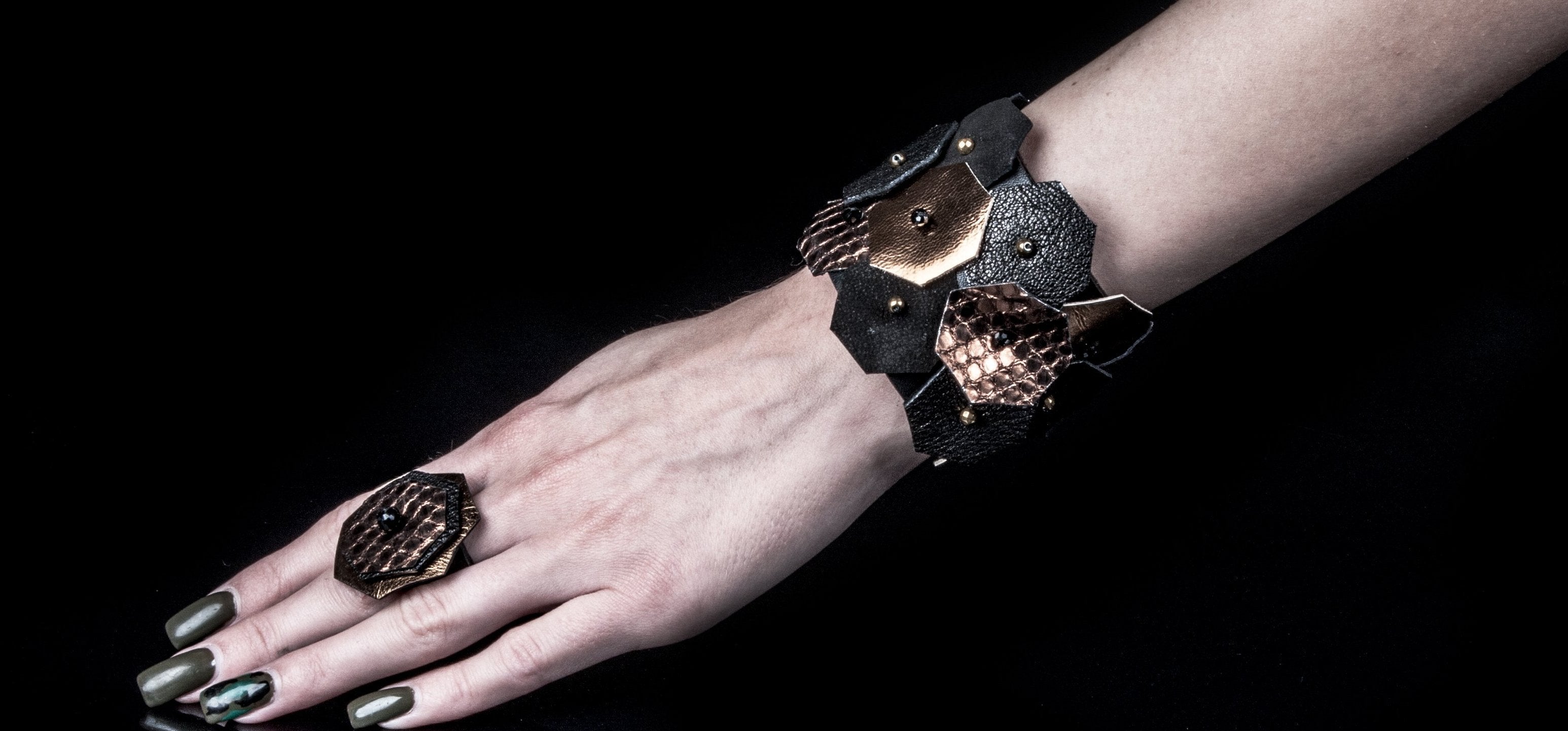 Leather bracelet new The Fair Valor