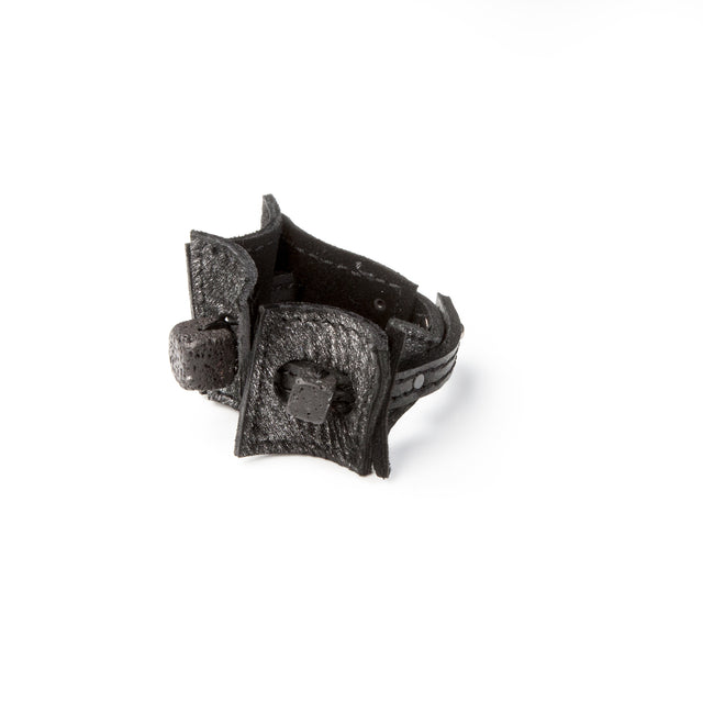 Leather bracelet new The Peaceful Favor