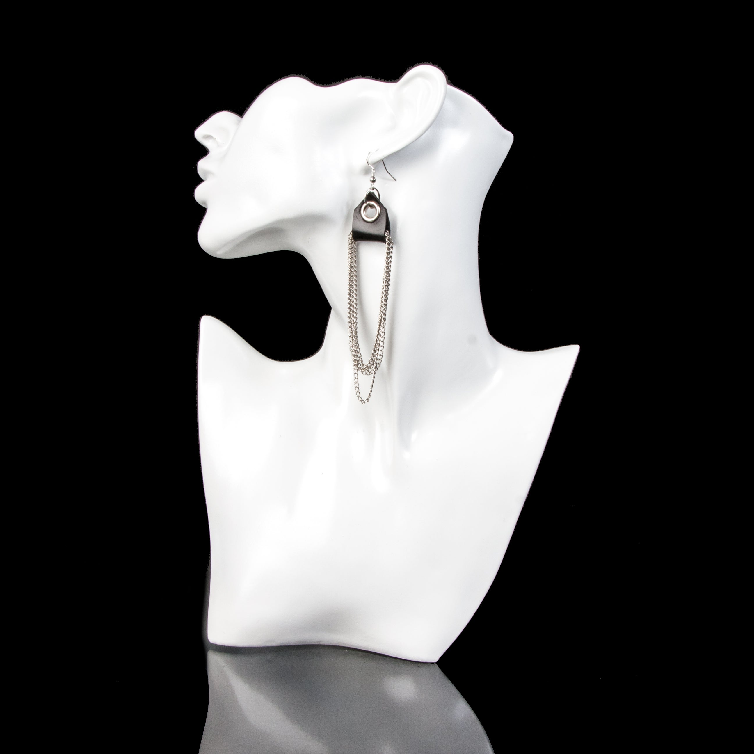 earrings new The Tempting Image