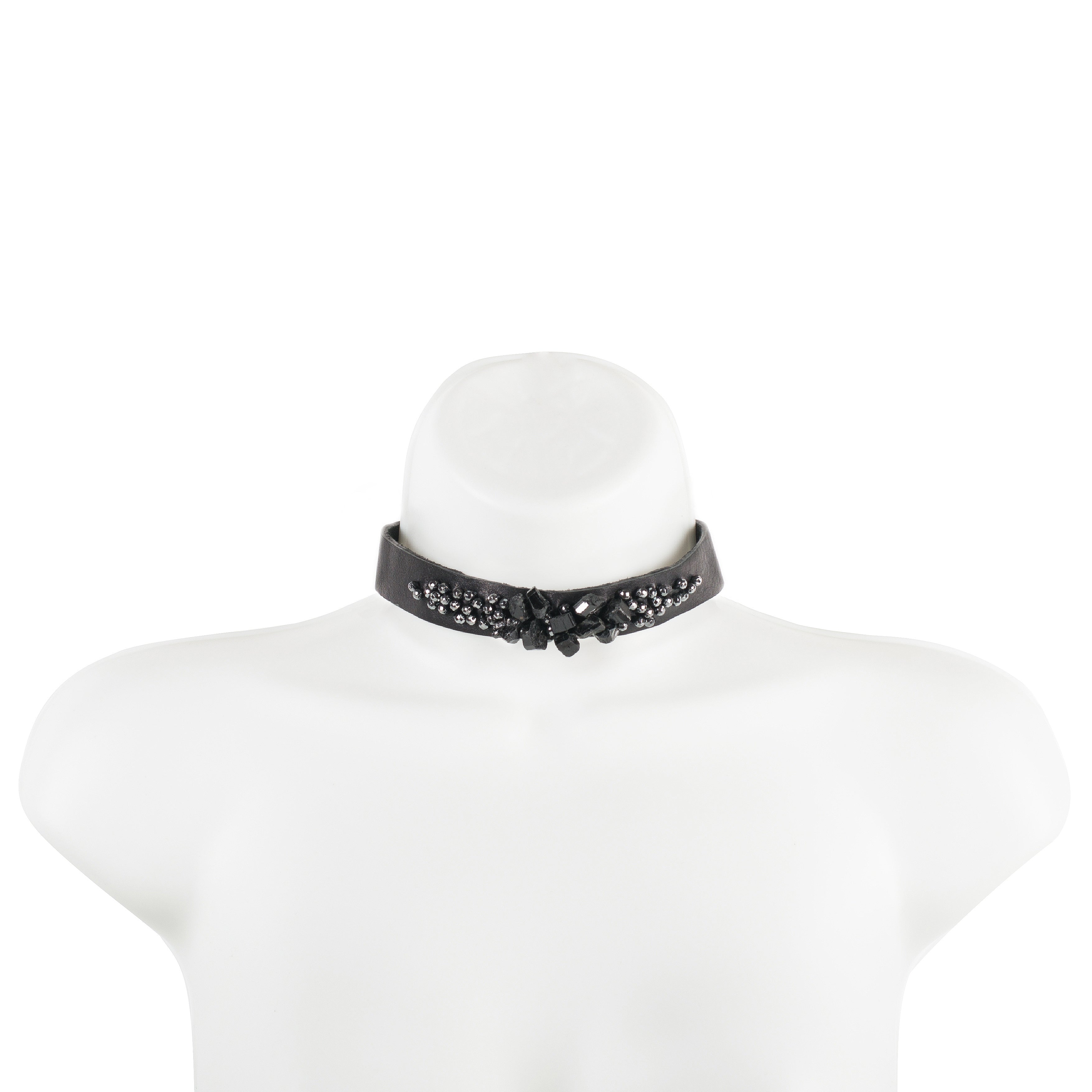 Choker The impossible aura