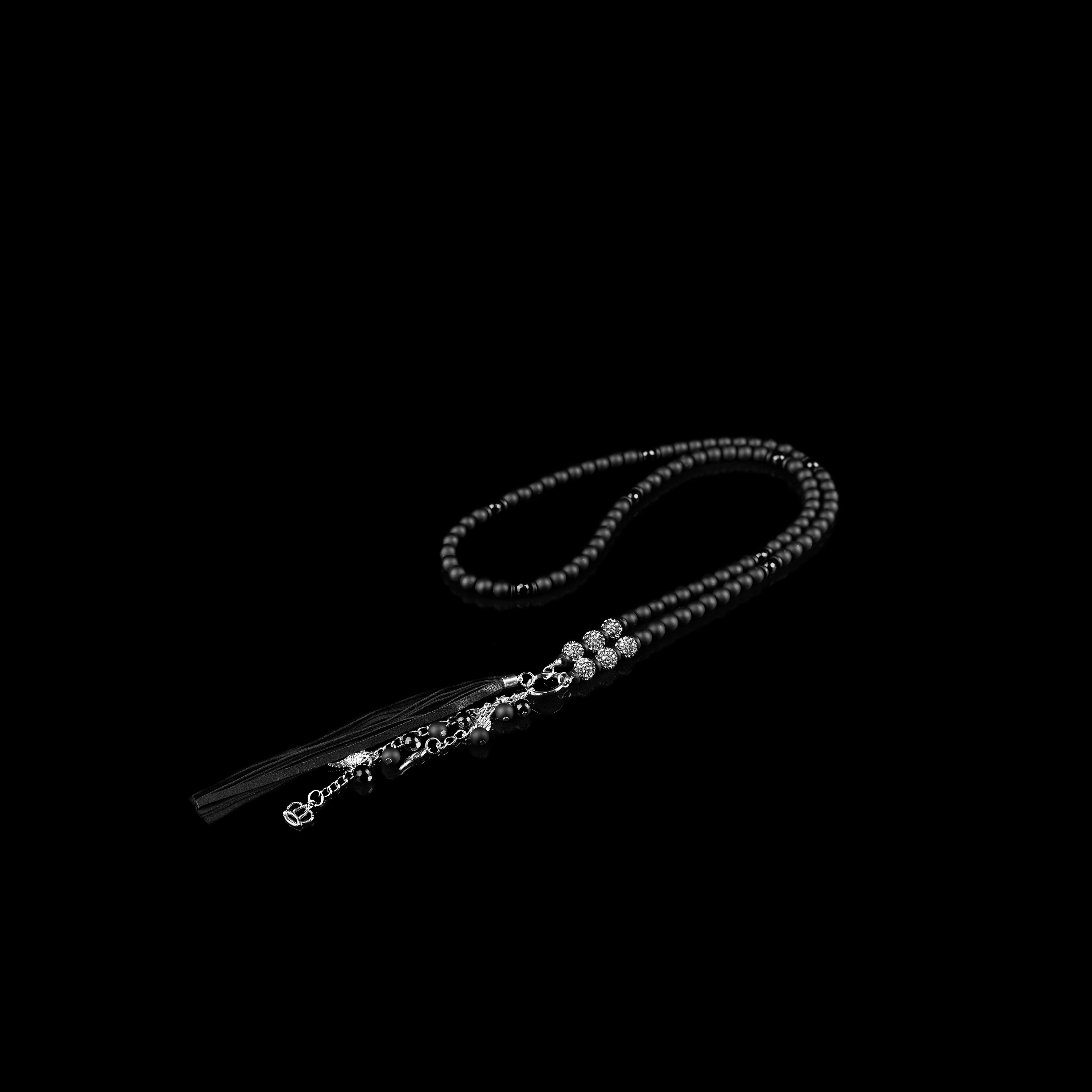 Necklace The diligent scale