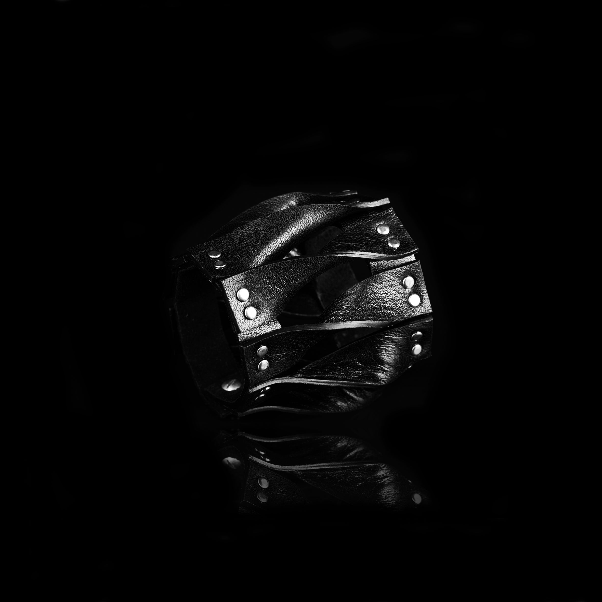 leather bracelet The precious focus