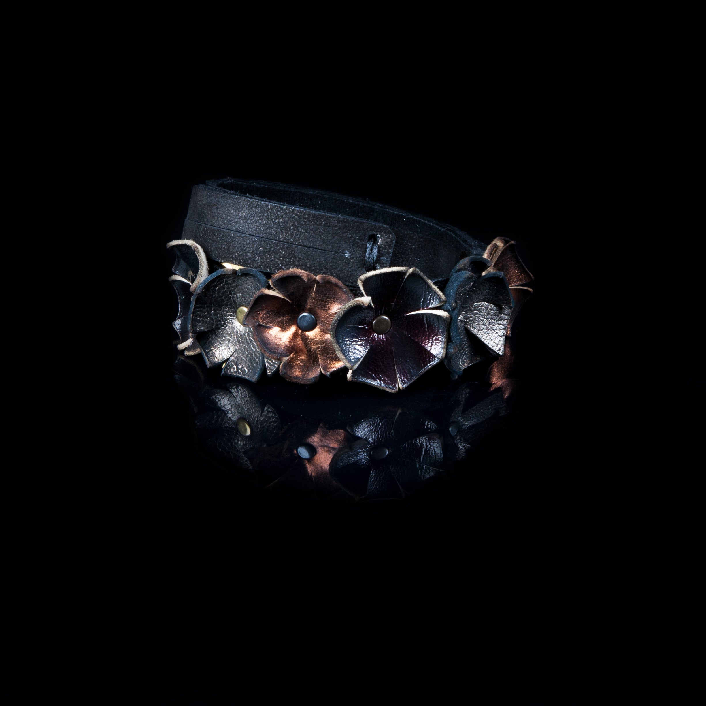 Leather bracelet new The Elated Love