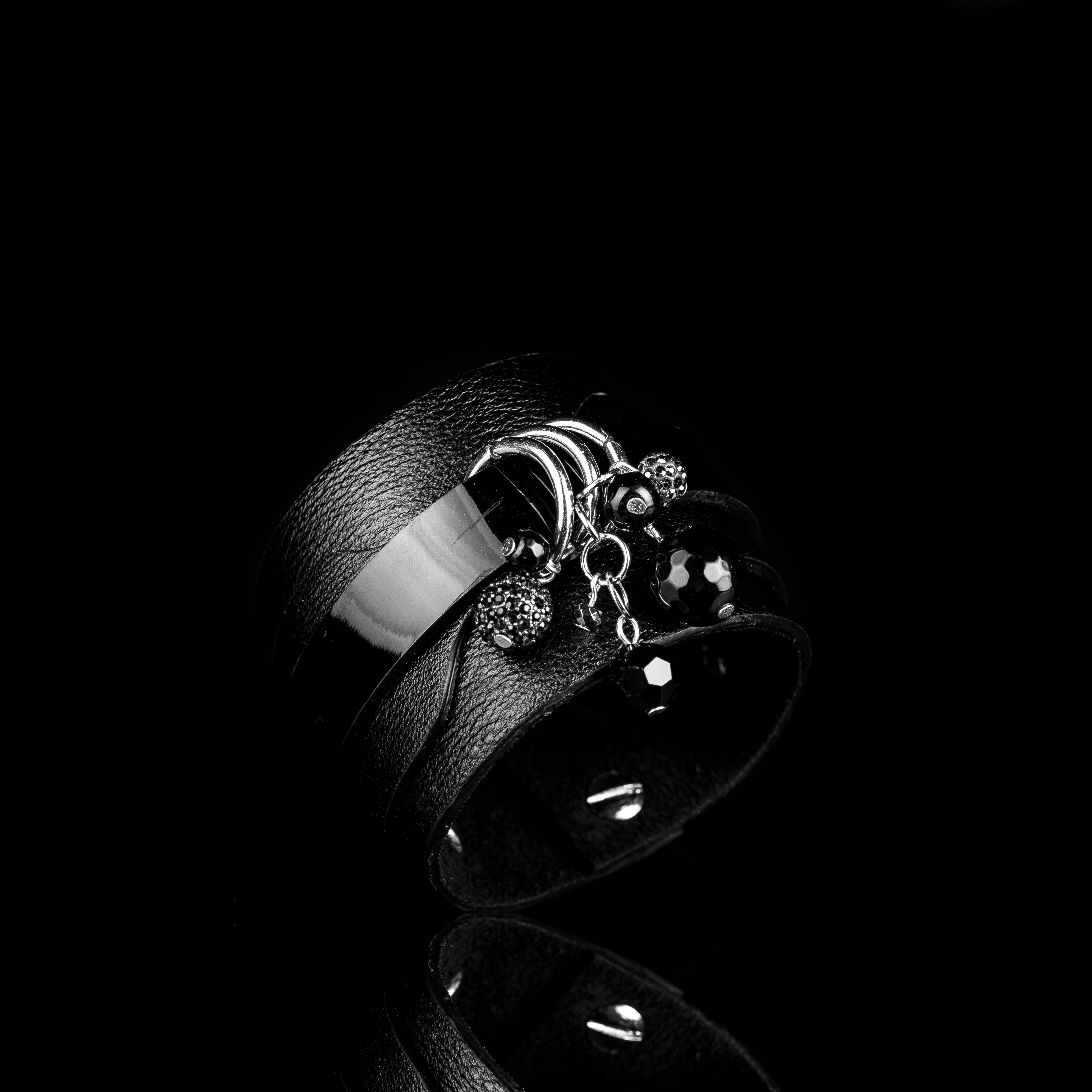 leather bracelet The graceful bliss