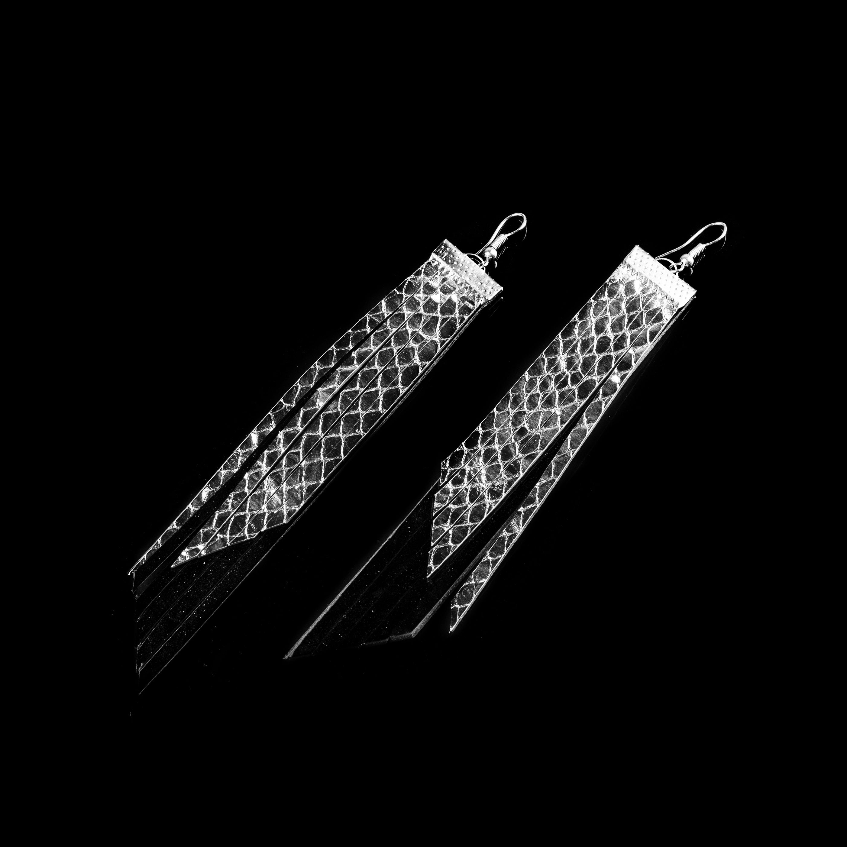 Earrings The amethyst panther