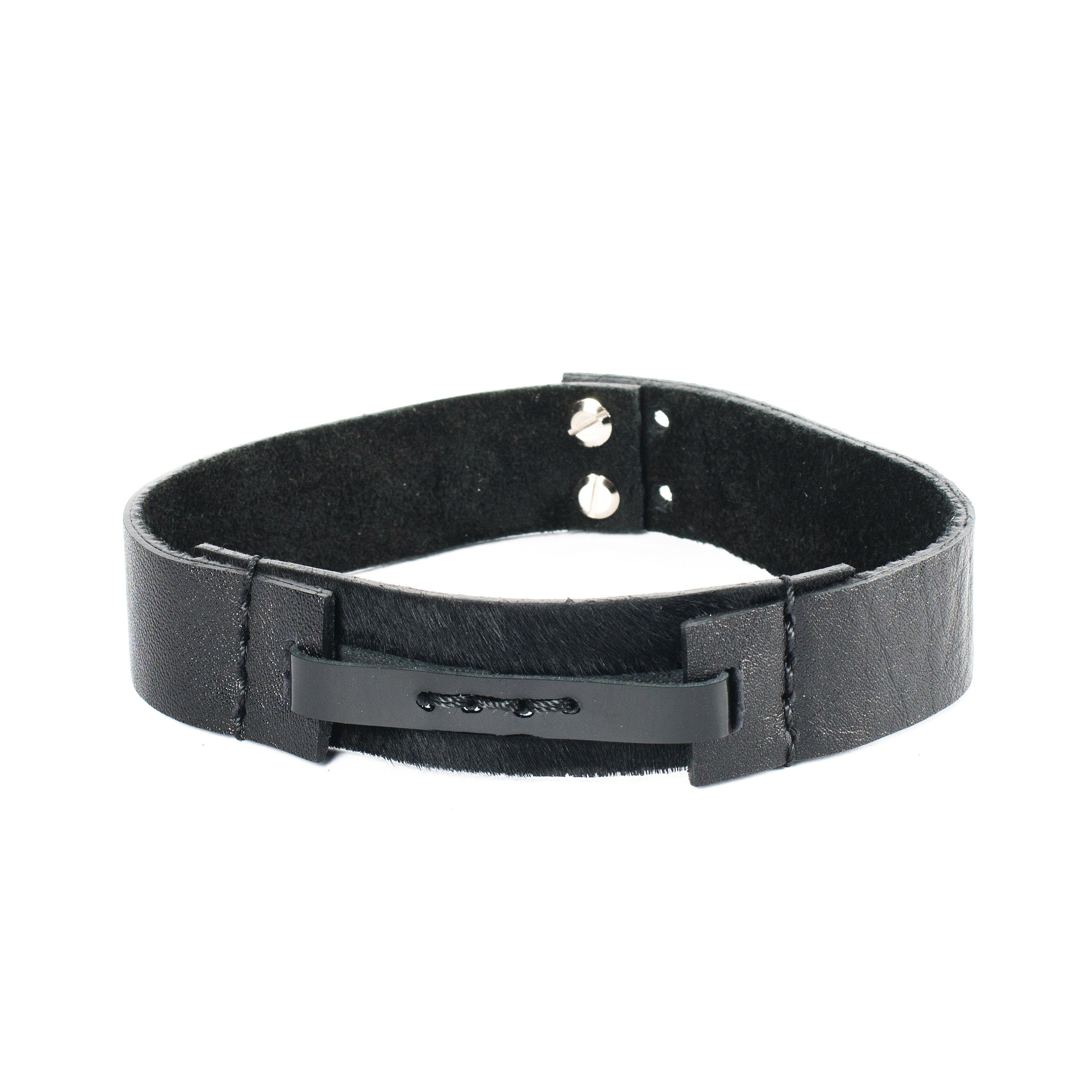 Choker The pristine cross