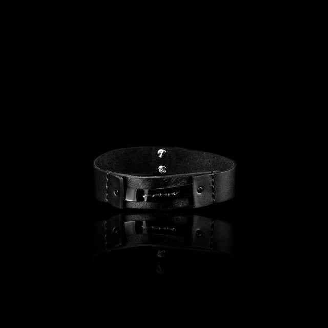 Choker The pristine cross