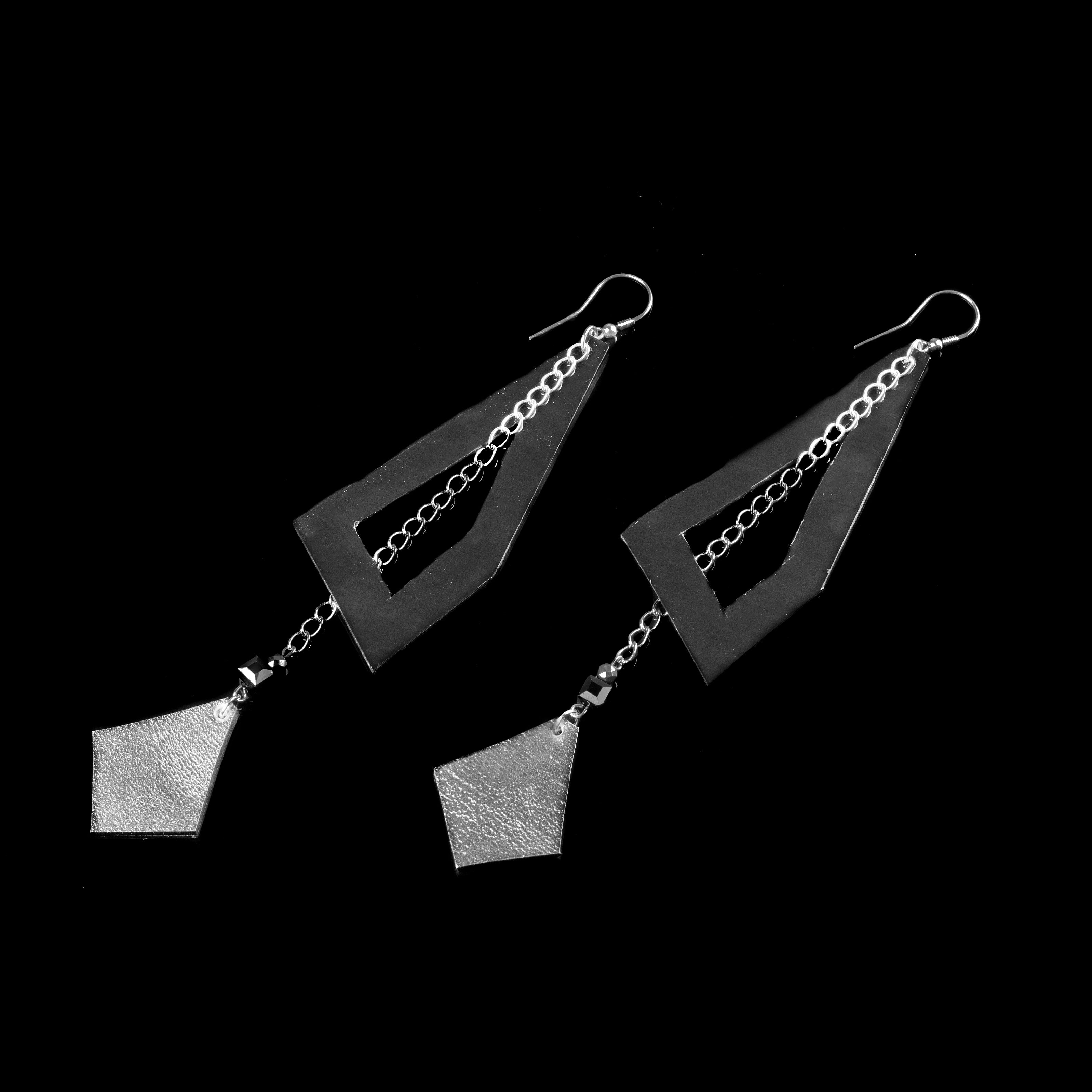 Earrings The lunar flower