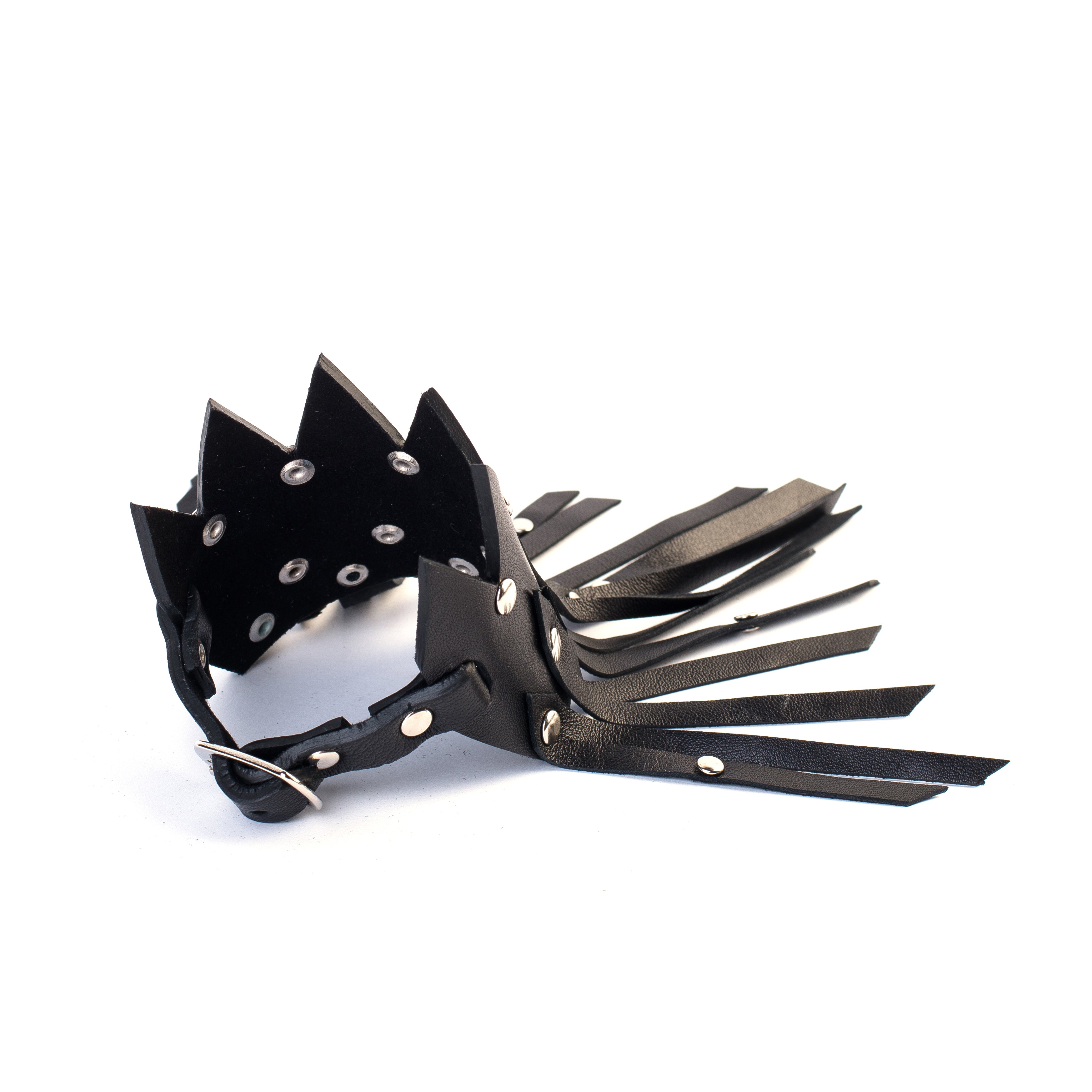 leather bracelet The graceful focus