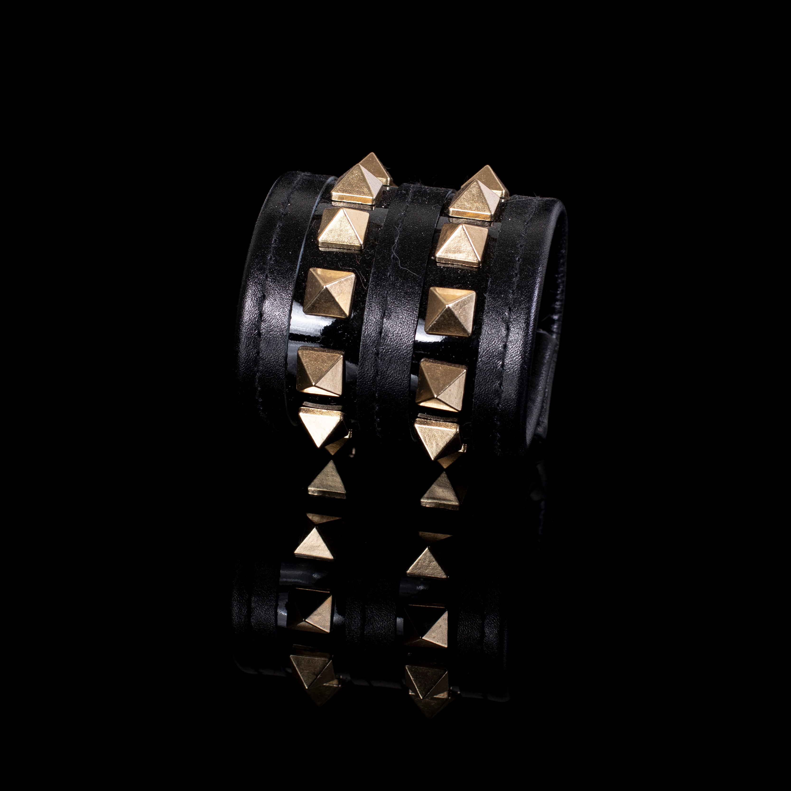 The Tinted Mark - THE DARK