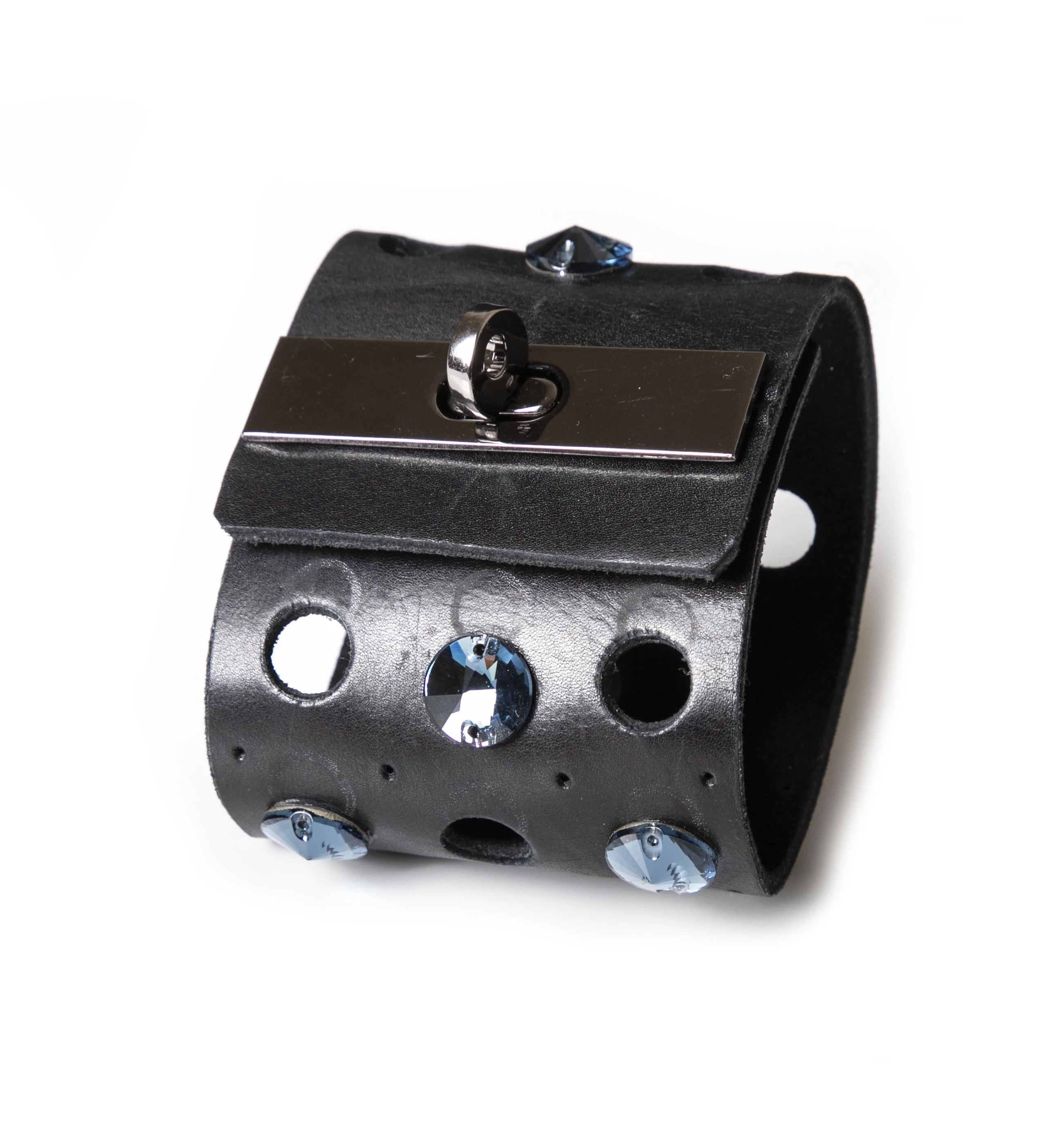 Leather bracelet new The Gracious Focus