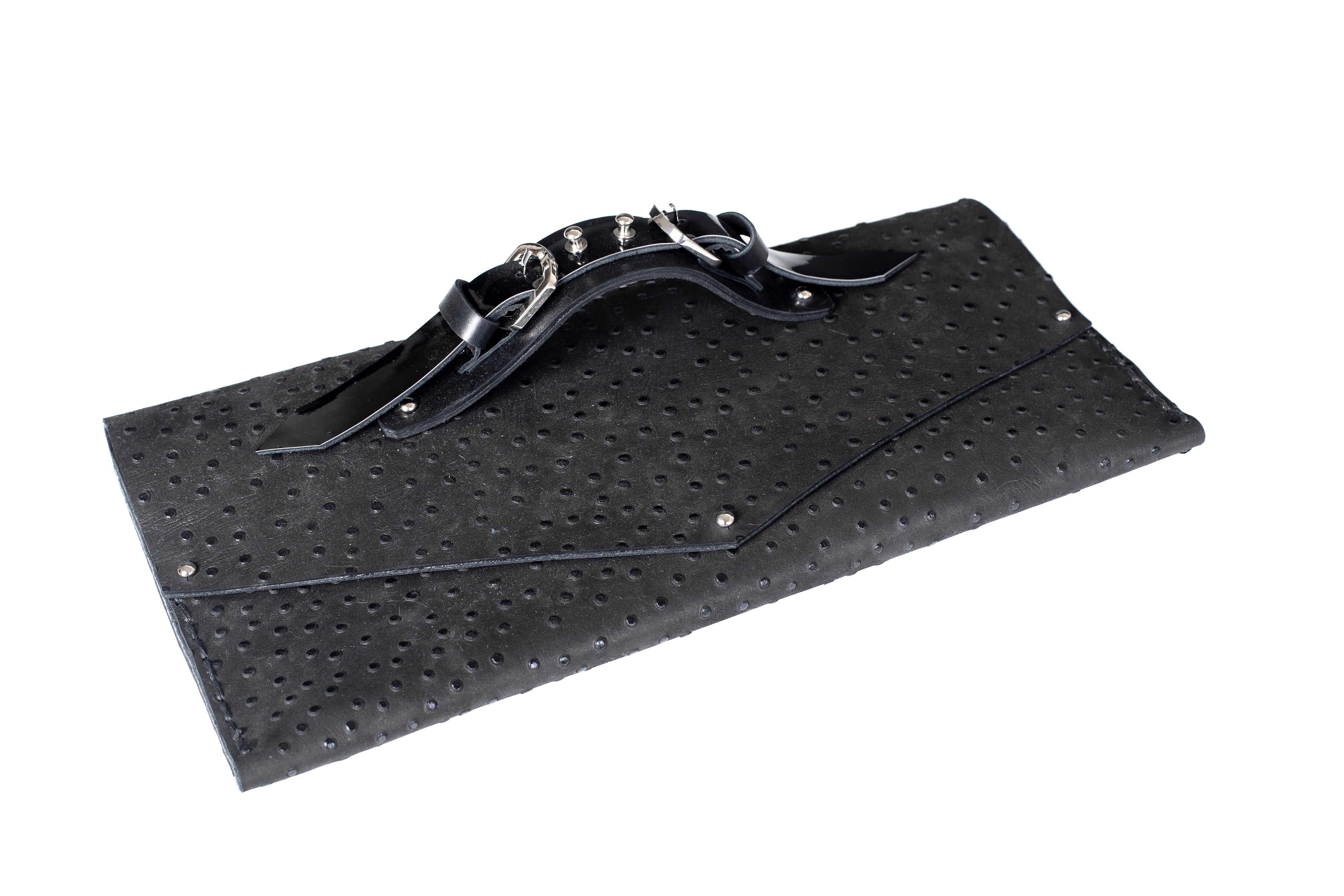 Bags The Anonymous Clutch