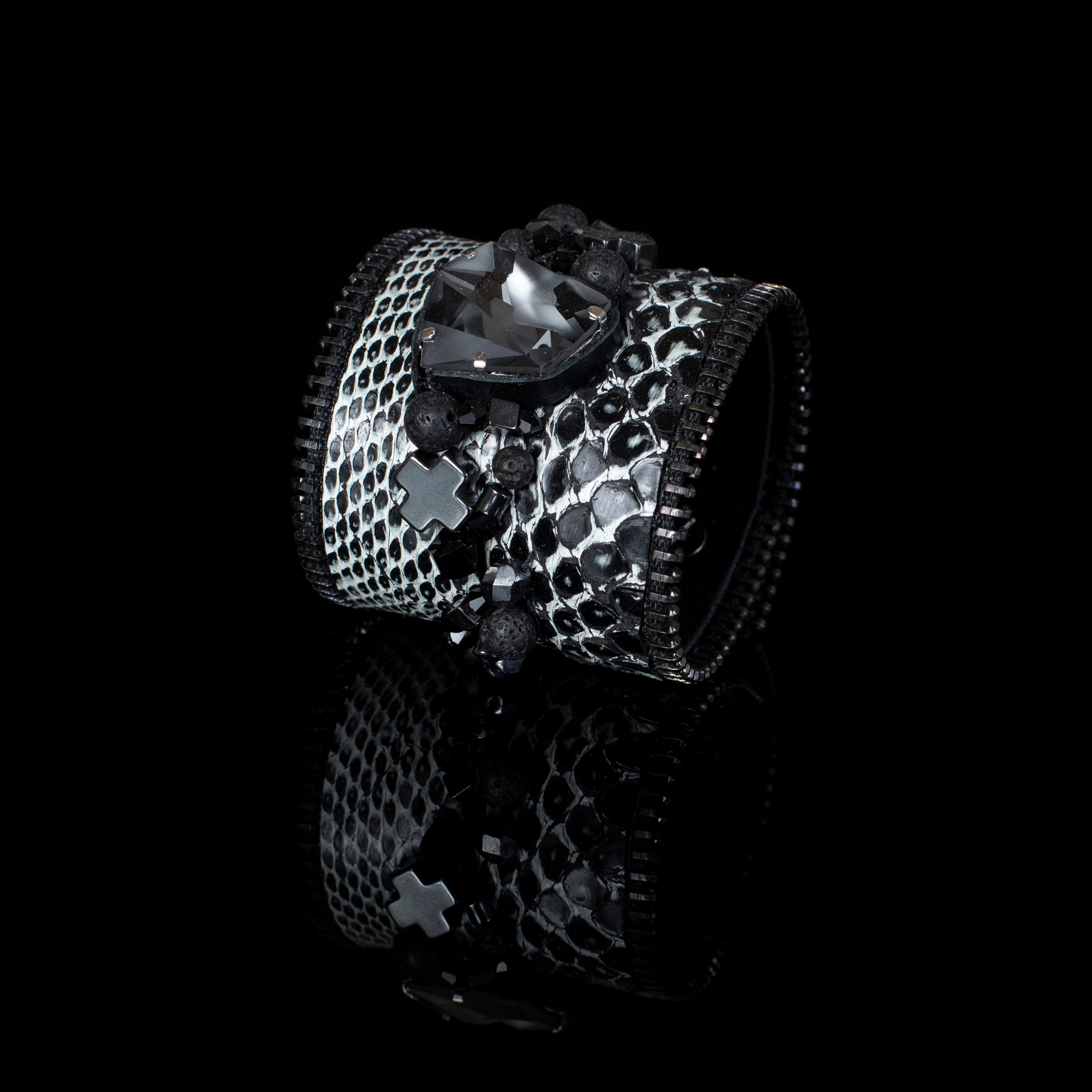 The Silent Pledge - THE DARK