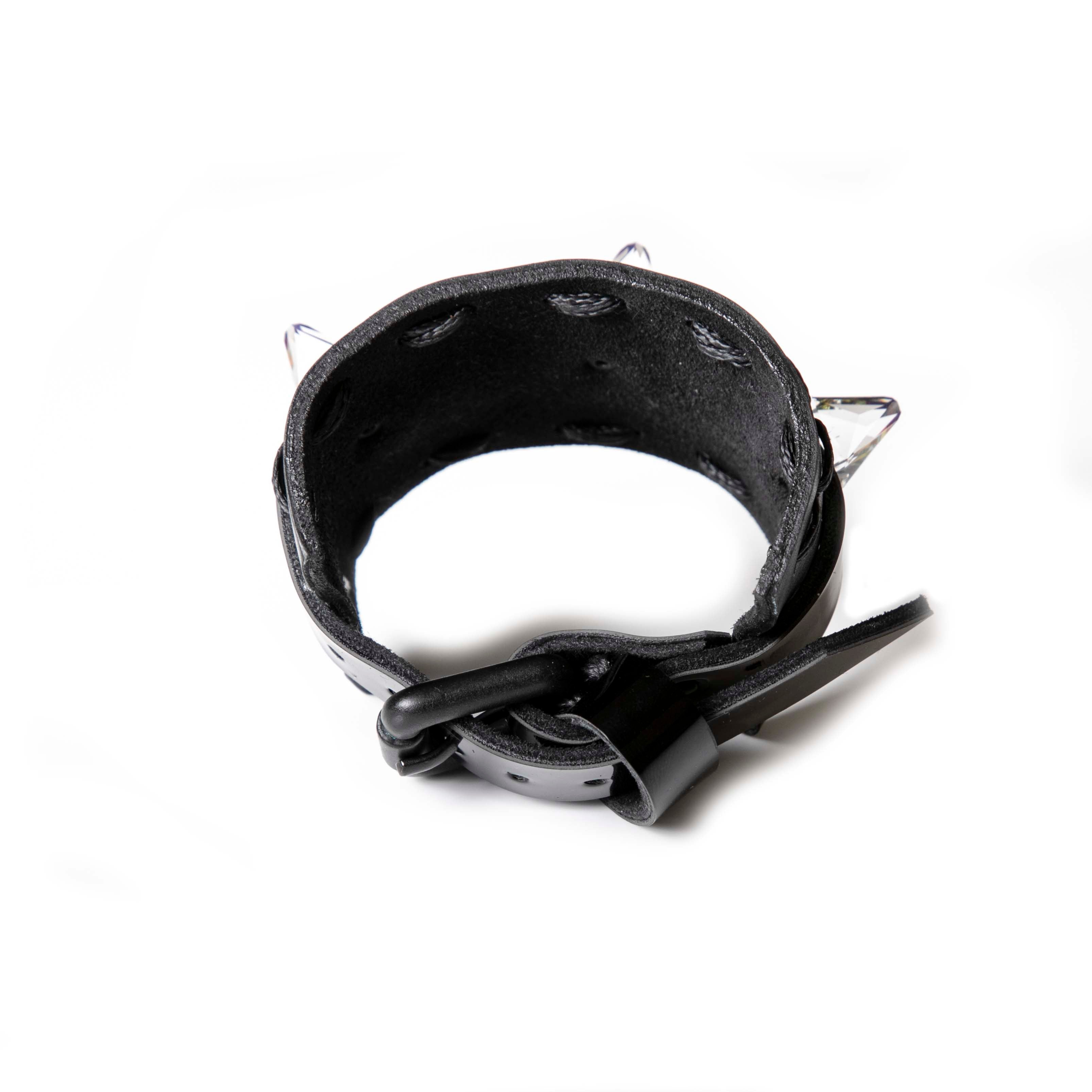 Leather bracelet new The Elegant Image