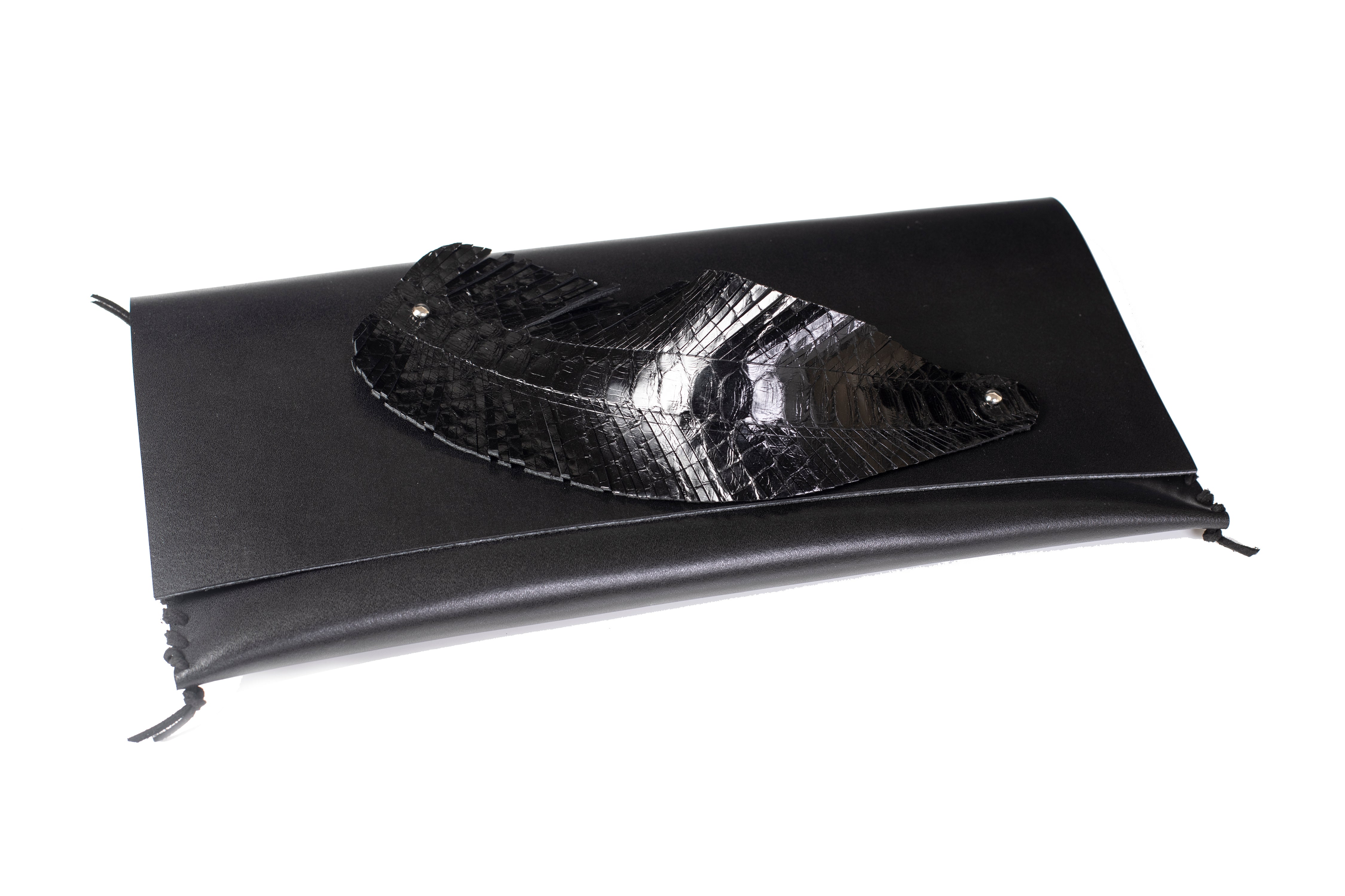 Bags The Loyal Clutch