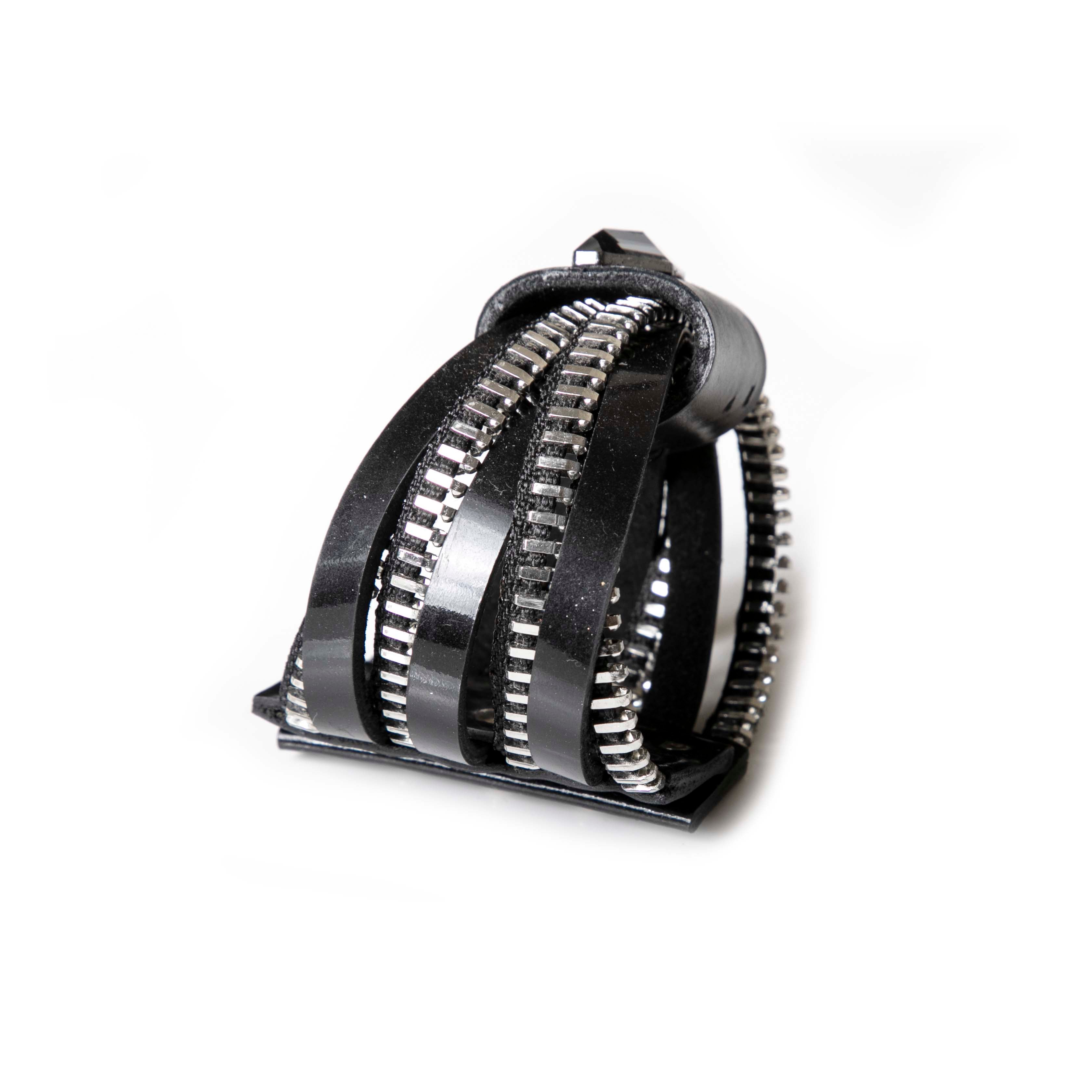 Leather bracelet new The Blushing Leaf