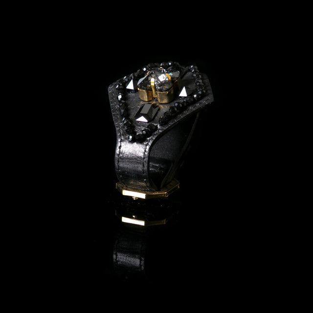 Leather bracelet new The Innocent Crest