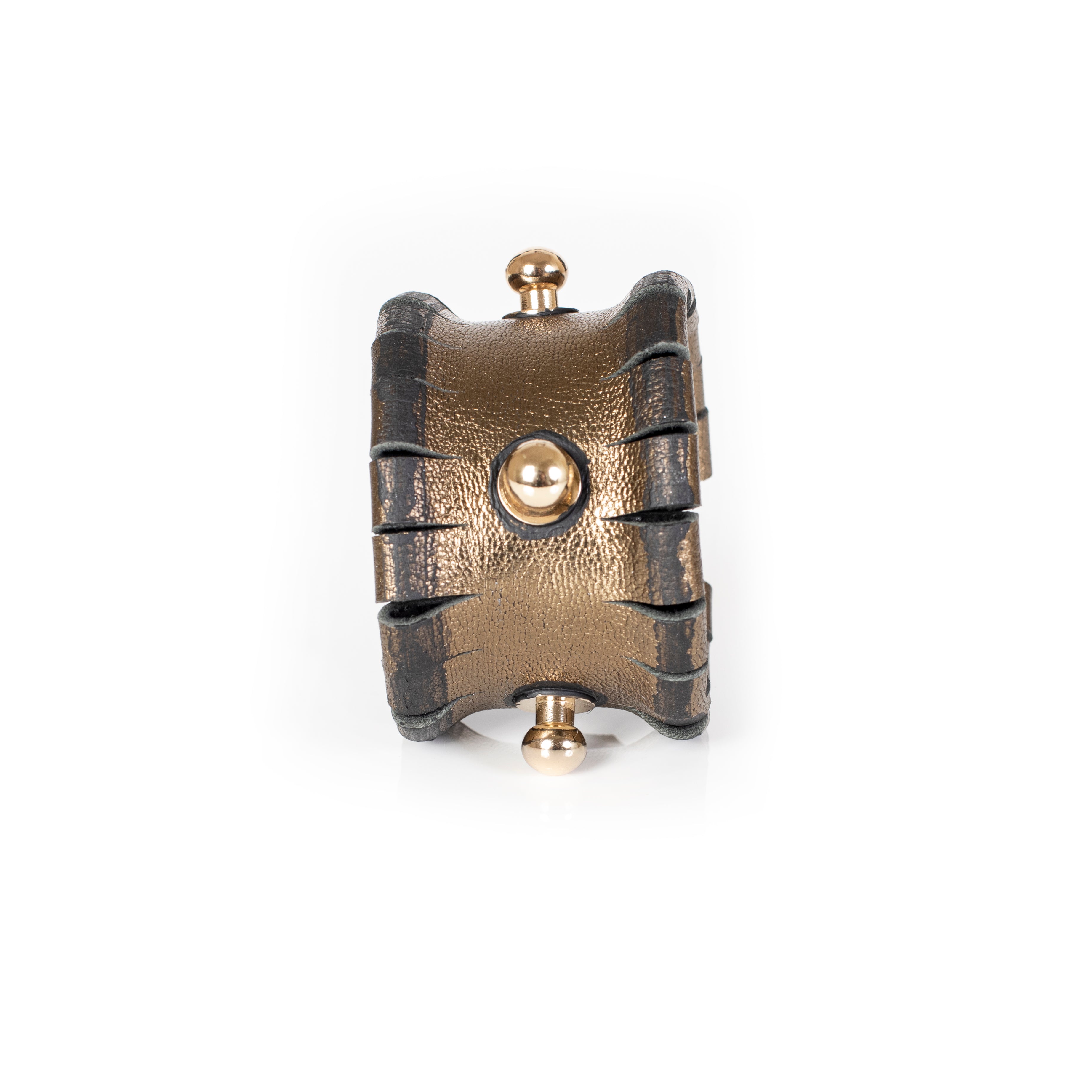 The Spinel Heart - THE DARK