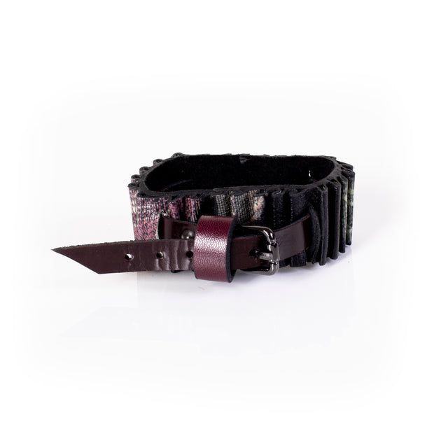 The Austere Trinket - THE DARK