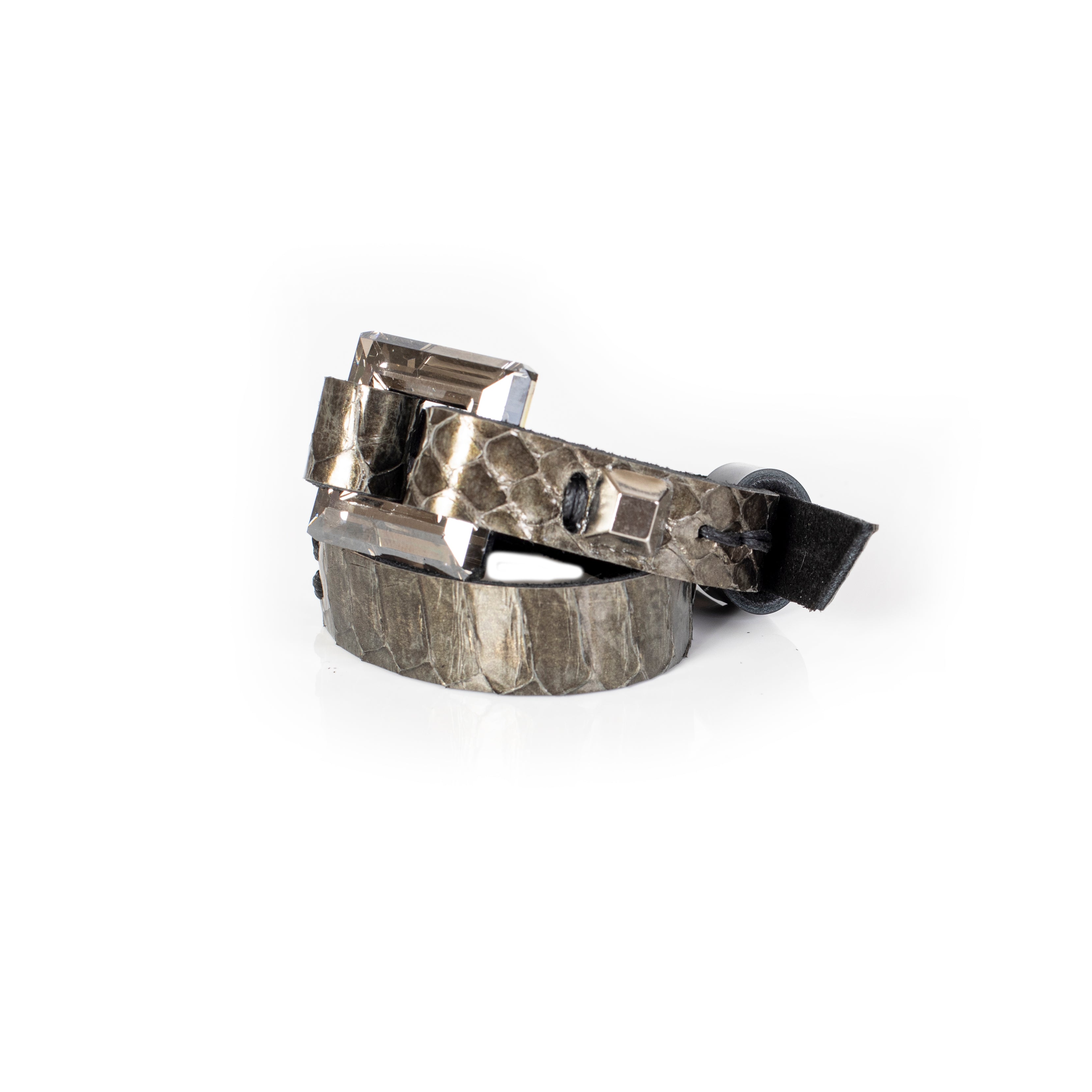 The Crystal Flower - THE DARK