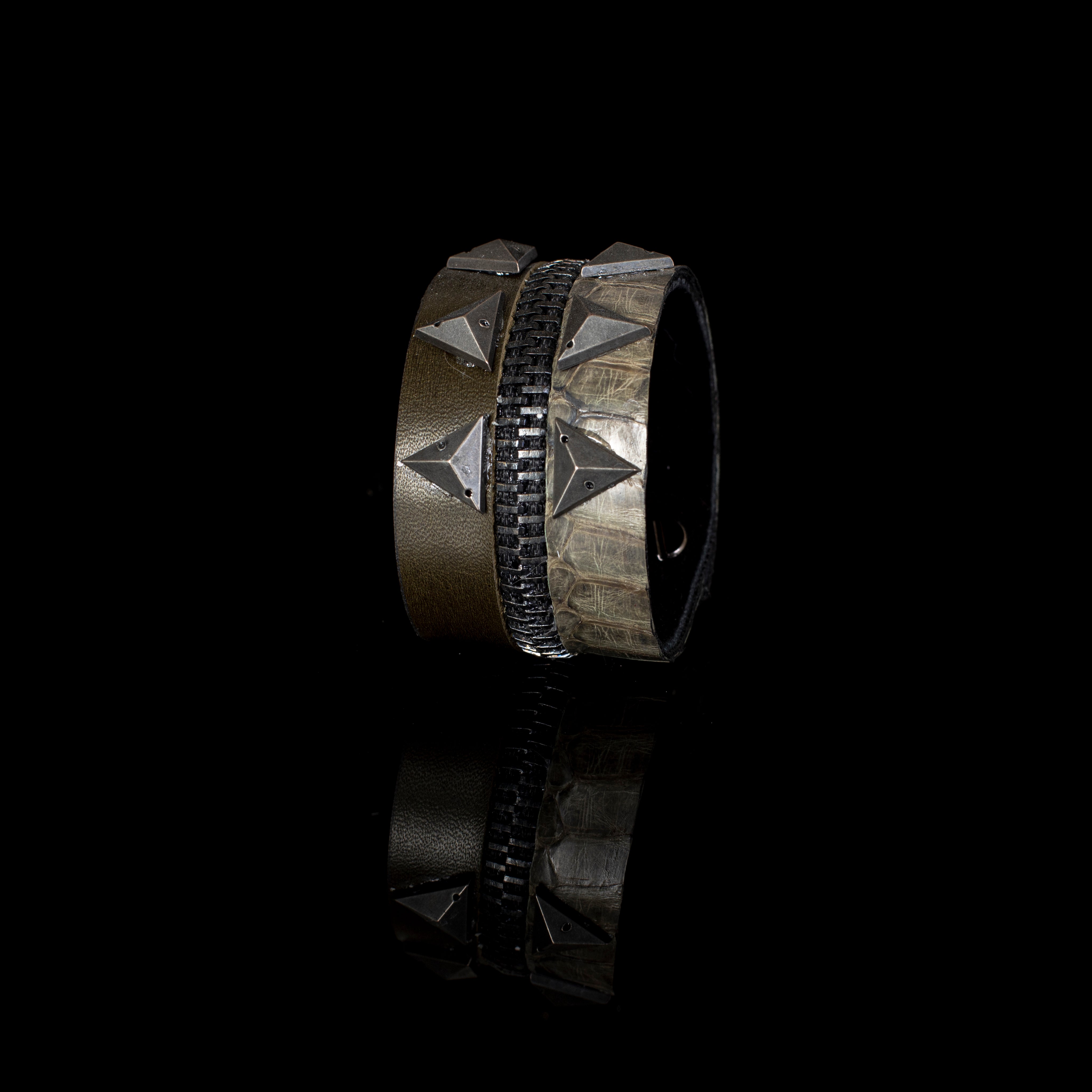 The Feline Mind - THE DARK