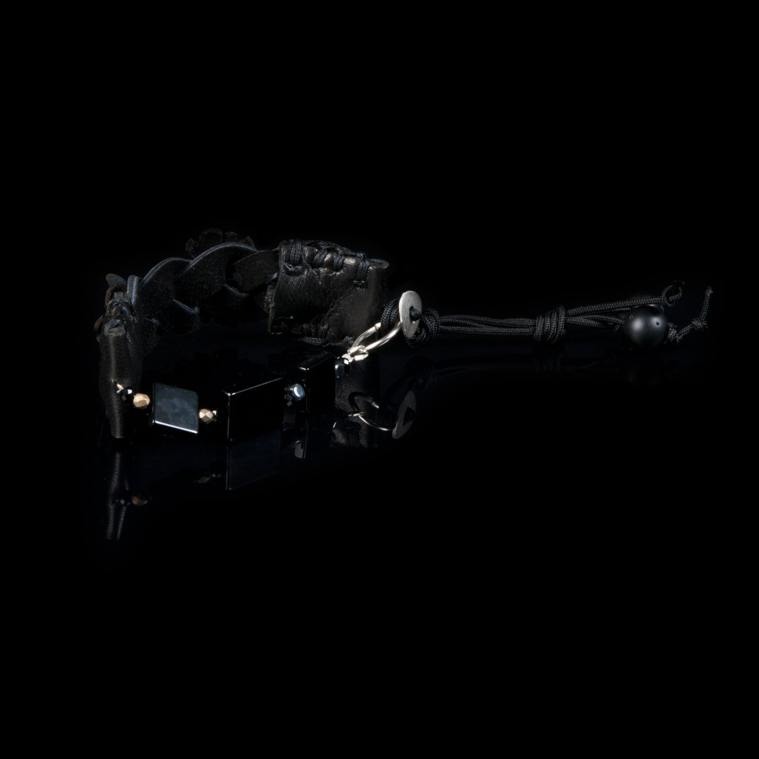 Leather bracelet new The Garnet Blessing