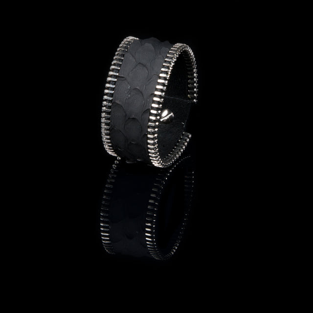 Leather bracelet new The Dearest Globe