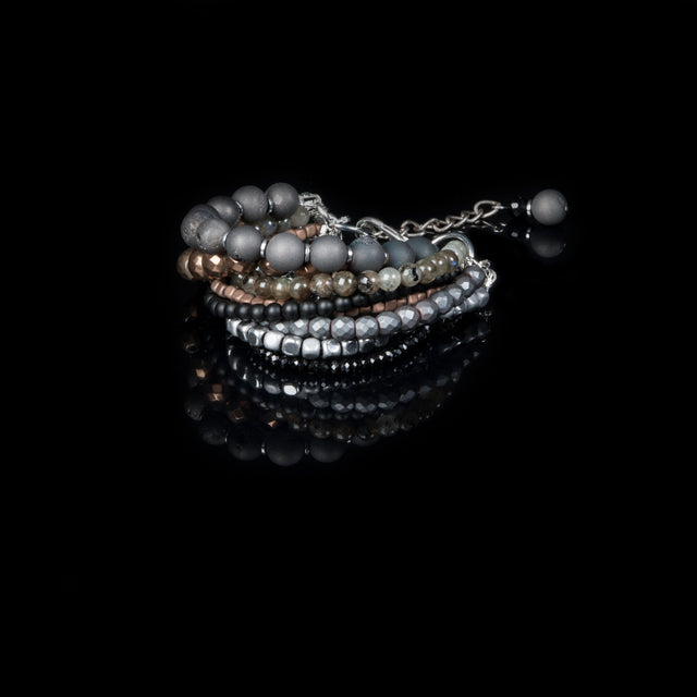 bead bracelet new The Illustrious Dewdrop
