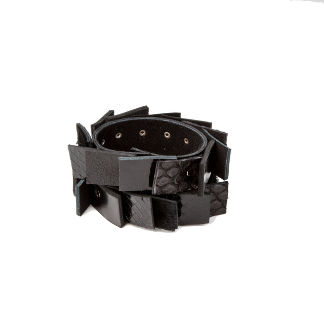 Leather bracelet new The Blushing Class